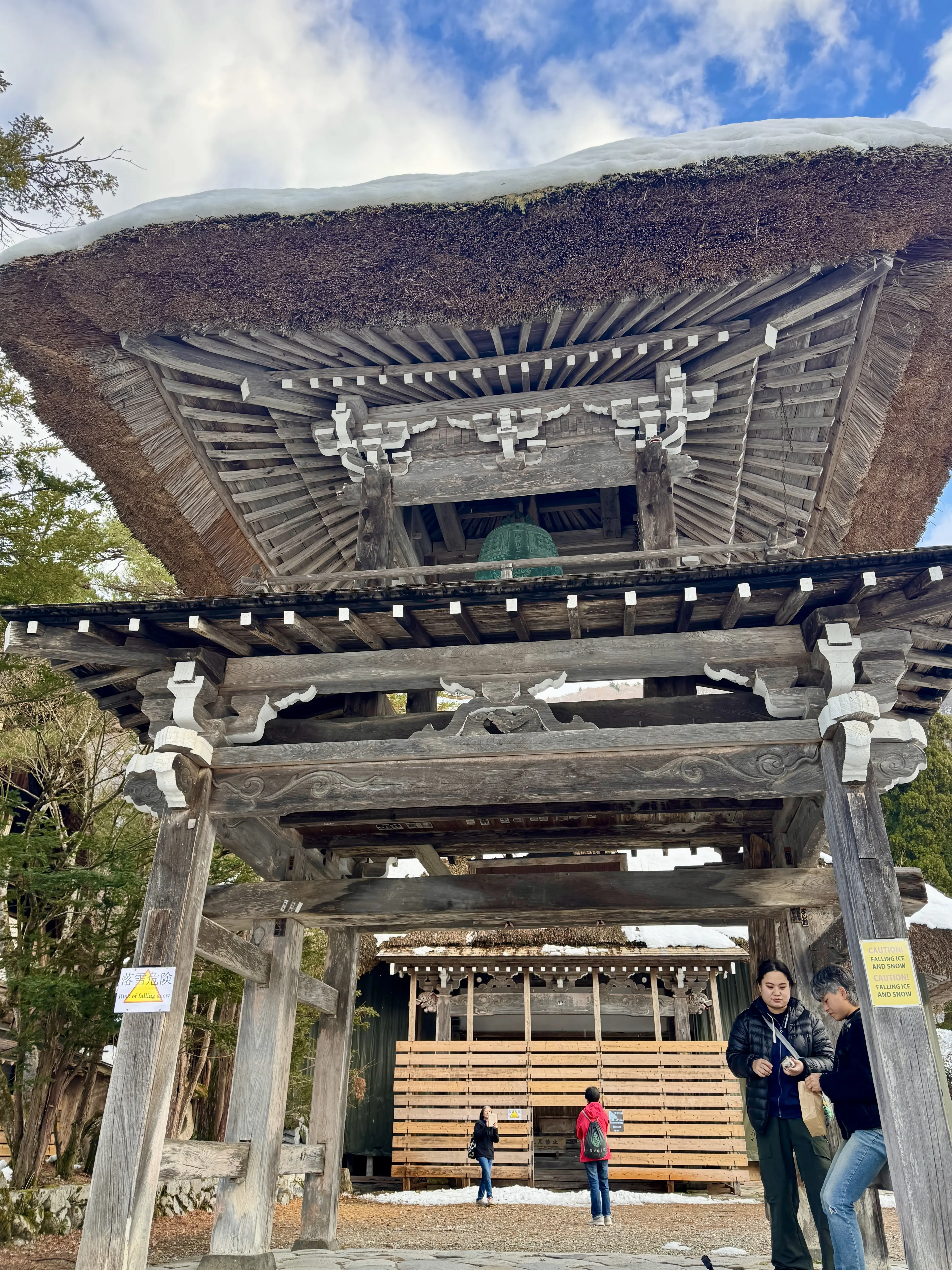 飛騨高山から世界遺産・白川郷へ！気温0℃も怖くない、大人のための防寒レイヤード術_1_3