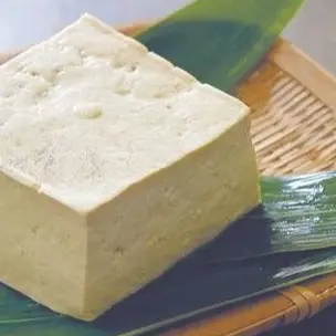 豆腐、豆乳、納豆などを食べても、日本人のふたりにひとりは体内でエクオールを作り出せない。