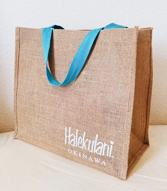ハレクラニ沖縄のバッグ