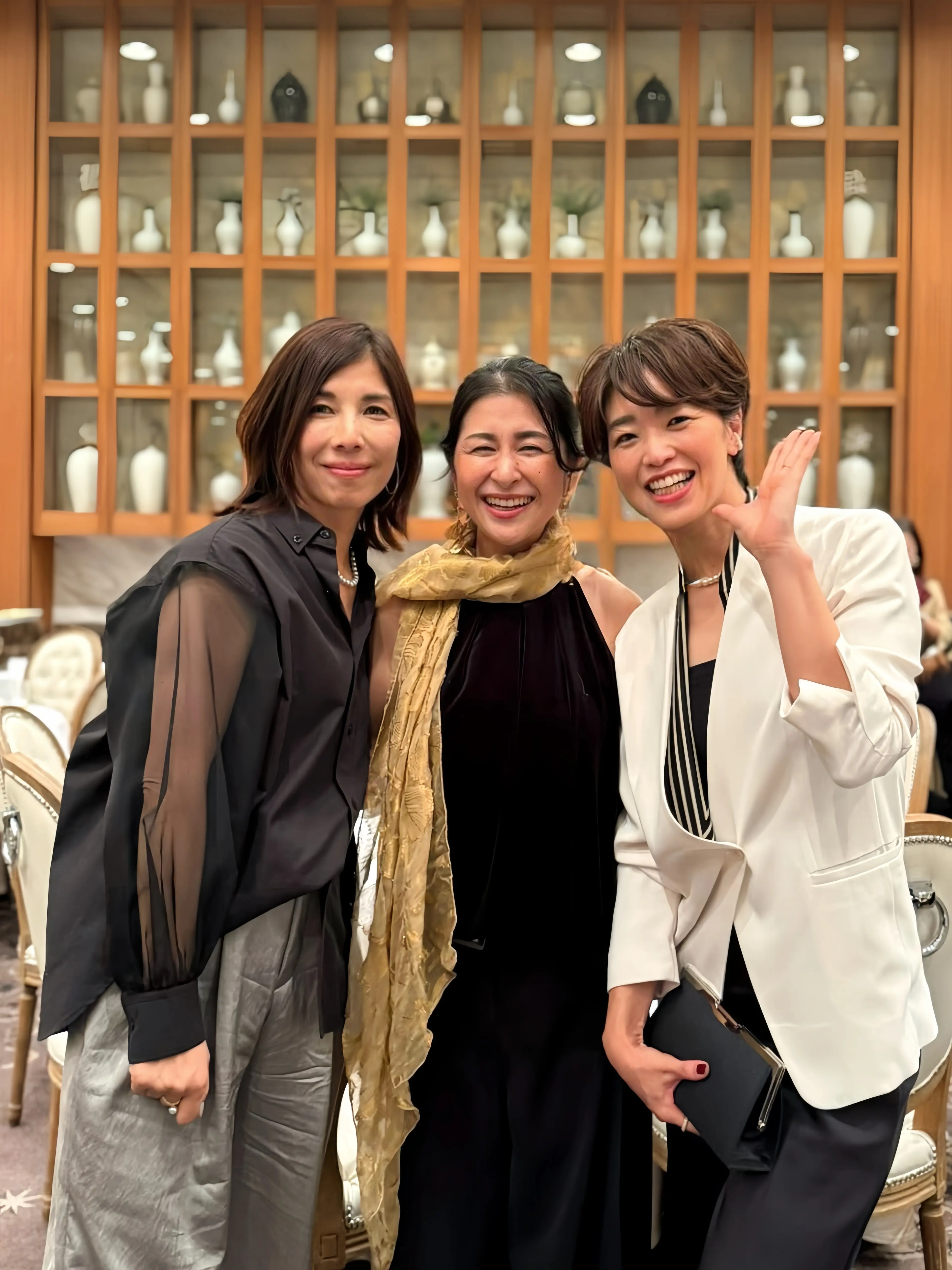 エクラ華組　Jマダム　50代パーティーコーデ　アラフィフパーティーコーデ　ソワレドエクラ