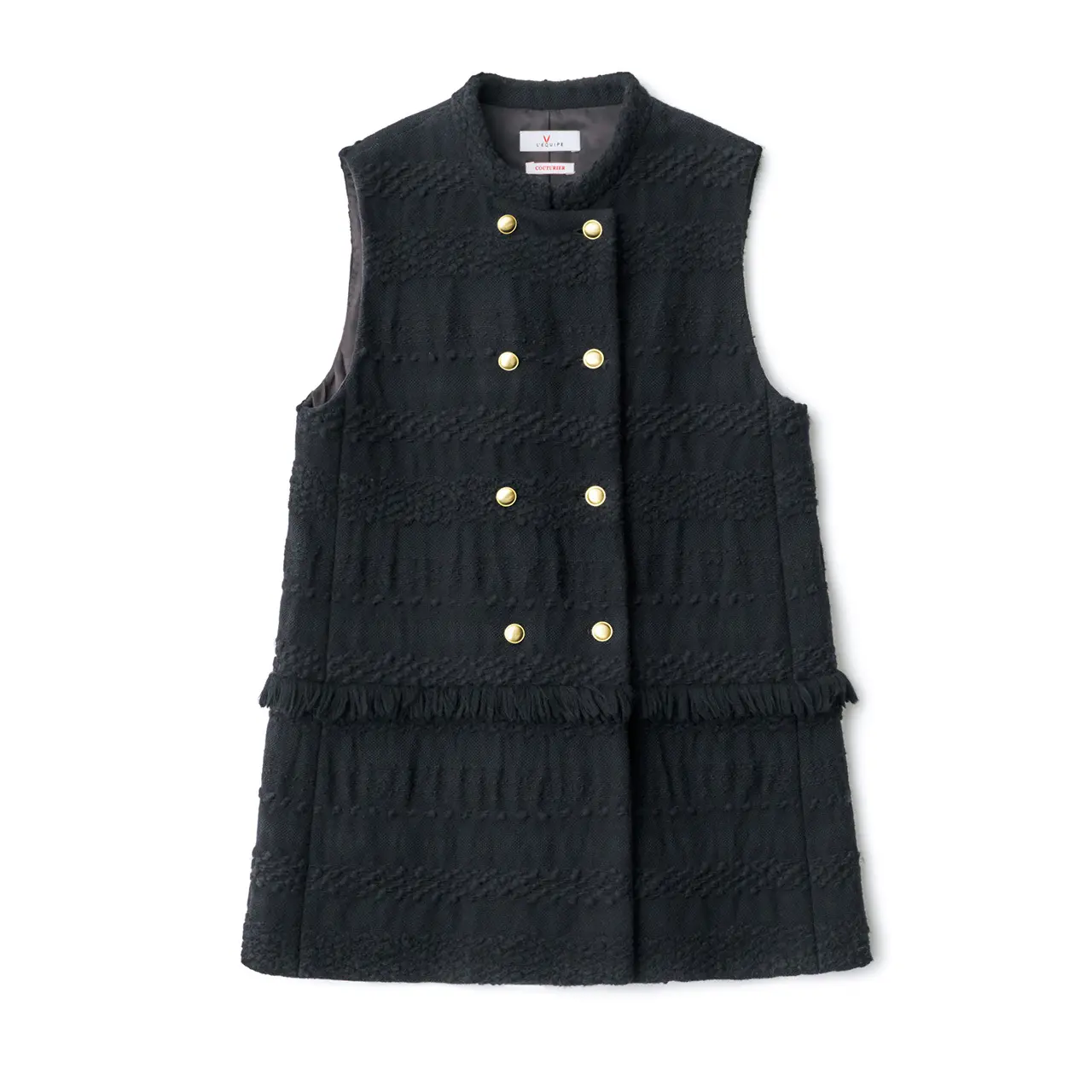 ロング丈のツイードジレを 重ね着の主役に抜擢