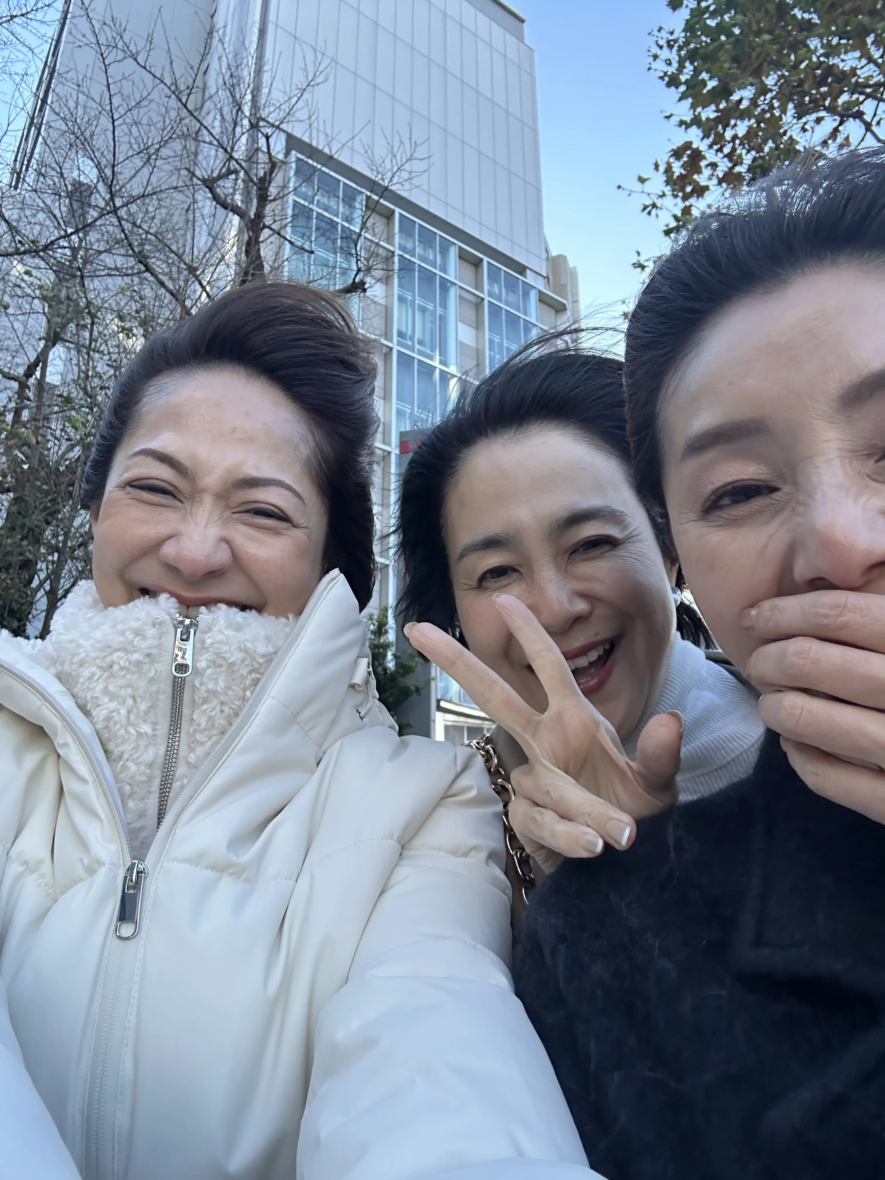 【北欧名作椅子と赤坂女子会】UNIQLOパンツで五感を満たす一日_1_13-2