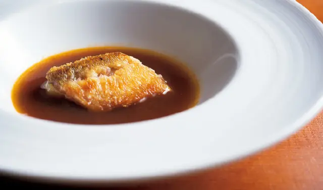 アマダイの鱗焼き 魚介のスープ仕立て