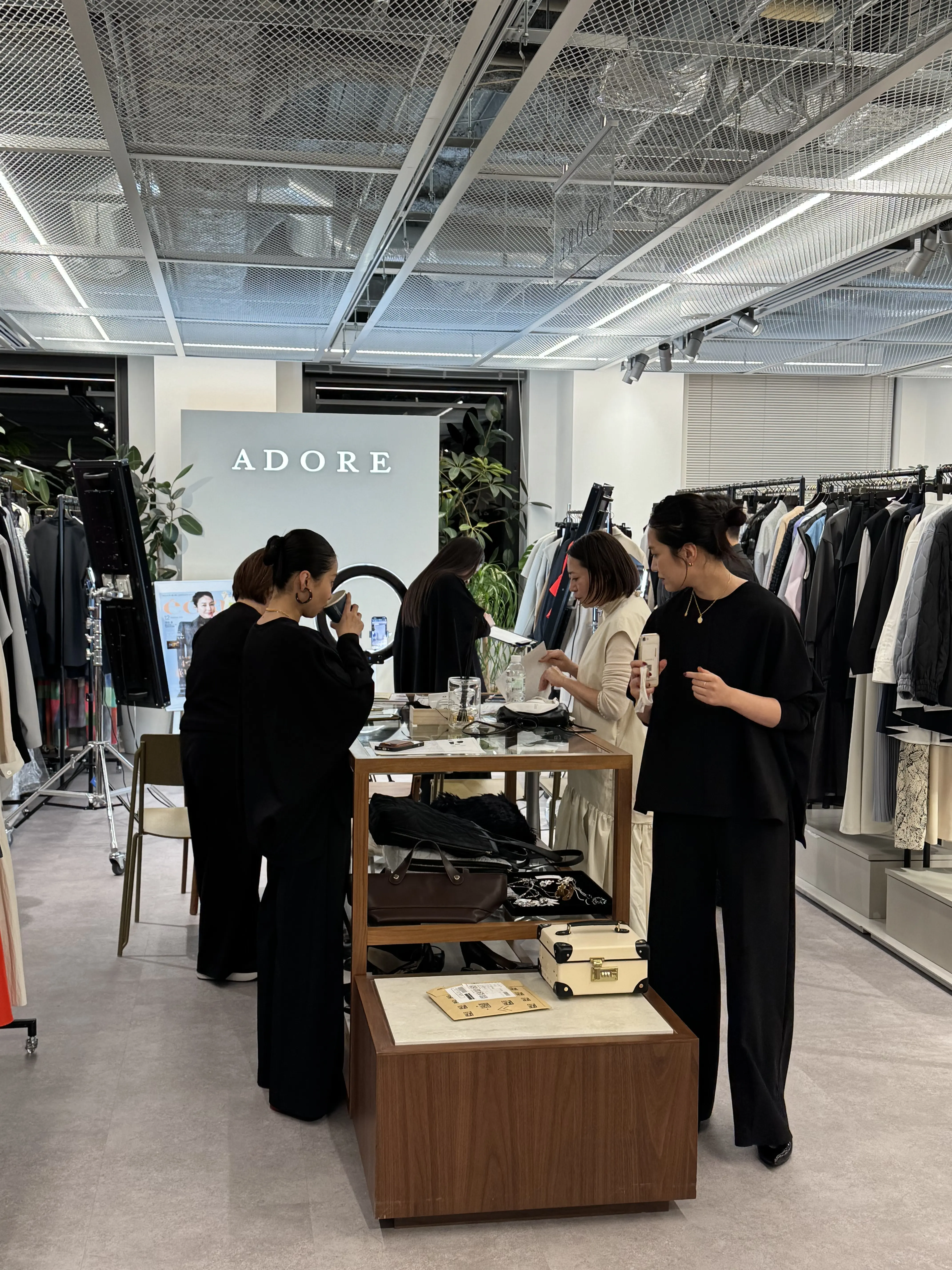  『ADORE×éclat 』別注コラボアイテムの魅力＆コーデをご紹介_1_3