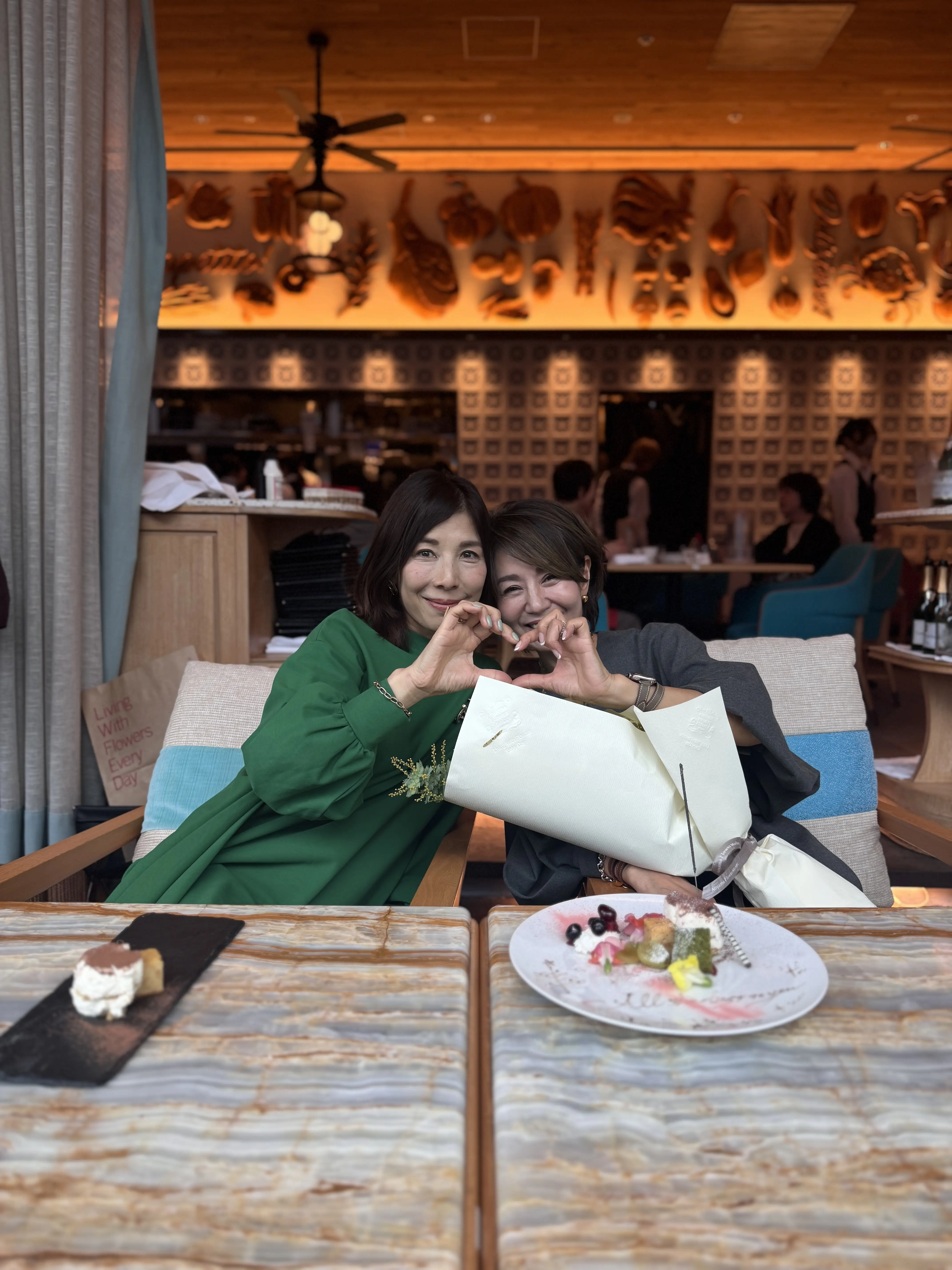 鈴木たまえさんの新しい門出をお祝いしました。_1_8