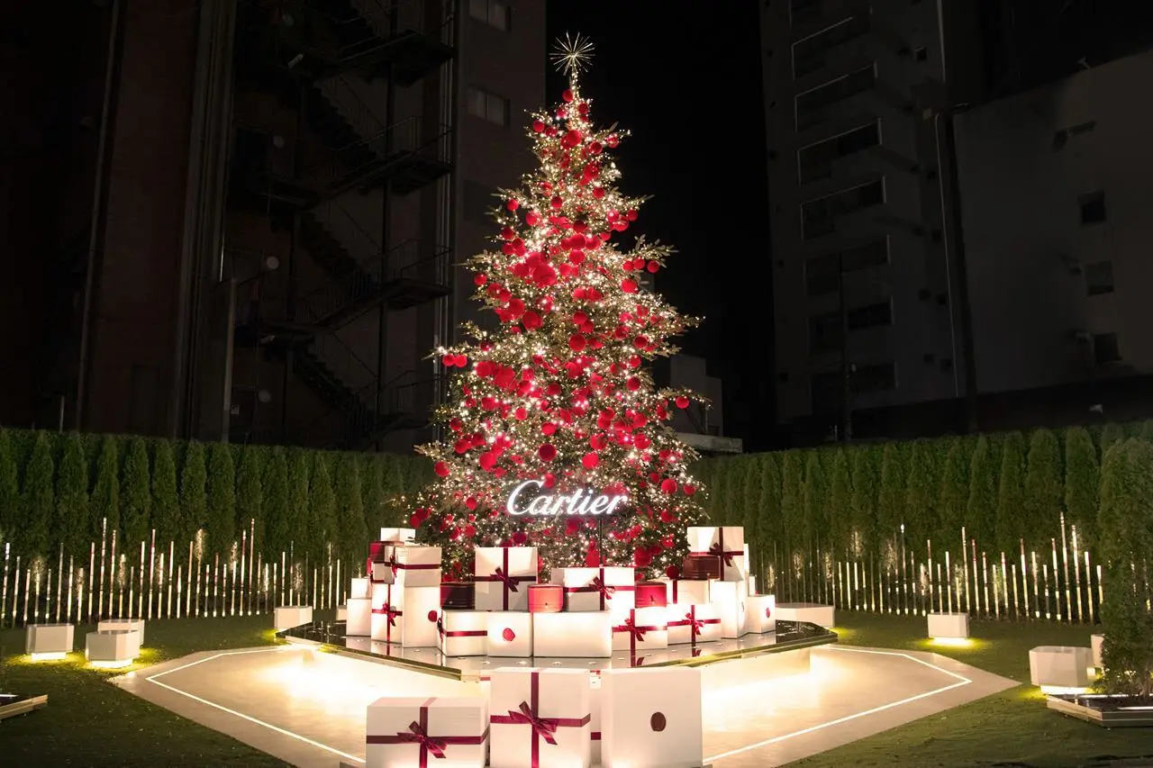 カルティエ表参道クリスマスツリー