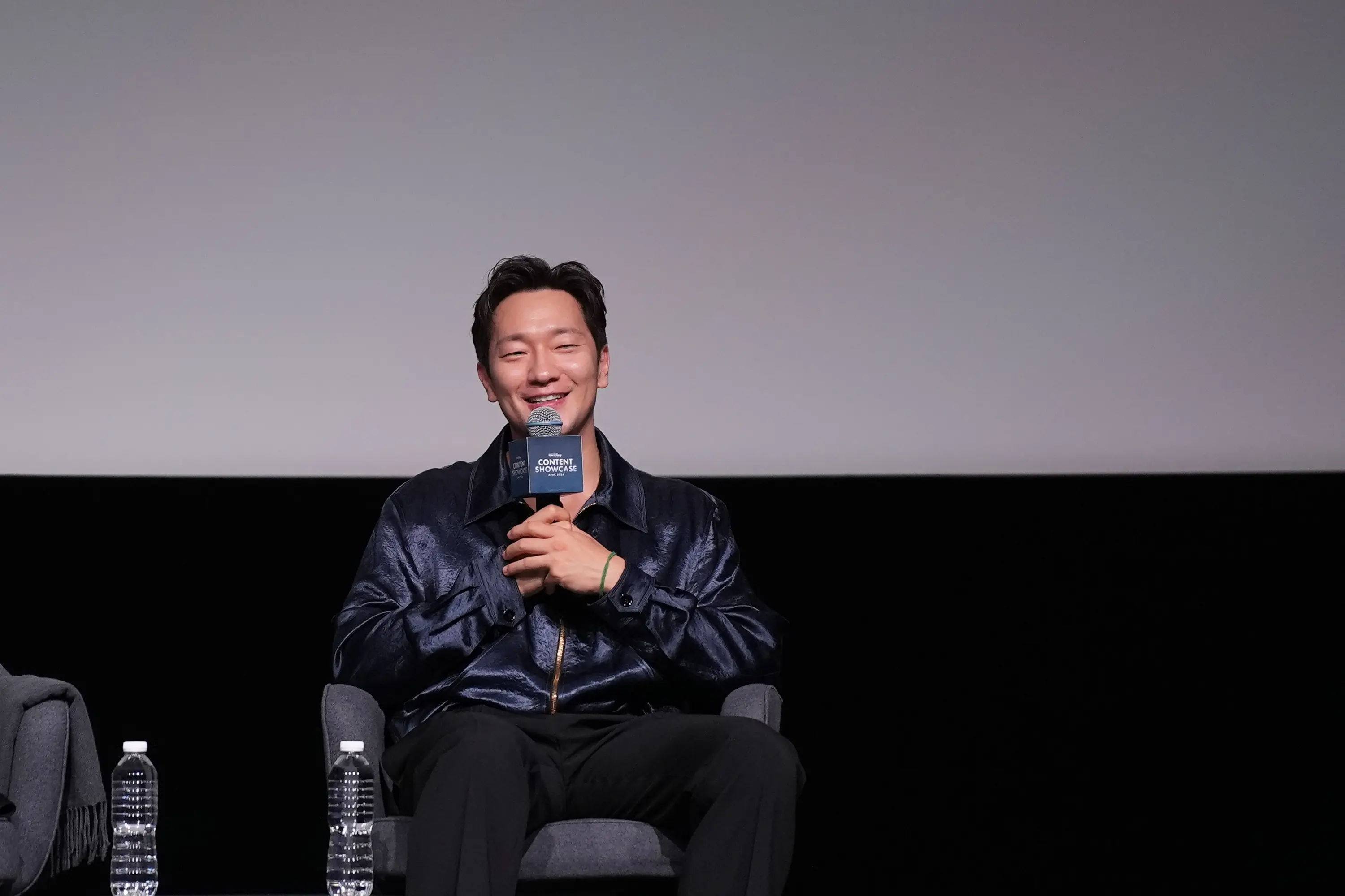 記者会見でのソン・ソック