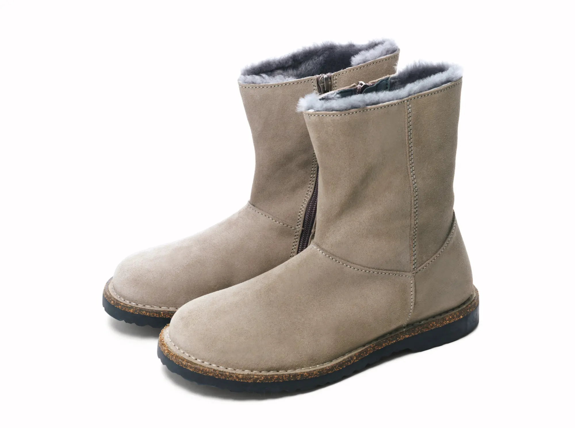 冬が楽しくなる！ 内張りボアのあったかブーツ ❹内側に配したラムスキンボアで足もとからぽかぽかに。 靴￥33,000／ビルケンシュトック・ジャパン カスタマーサービス（ビルケンシュトック）