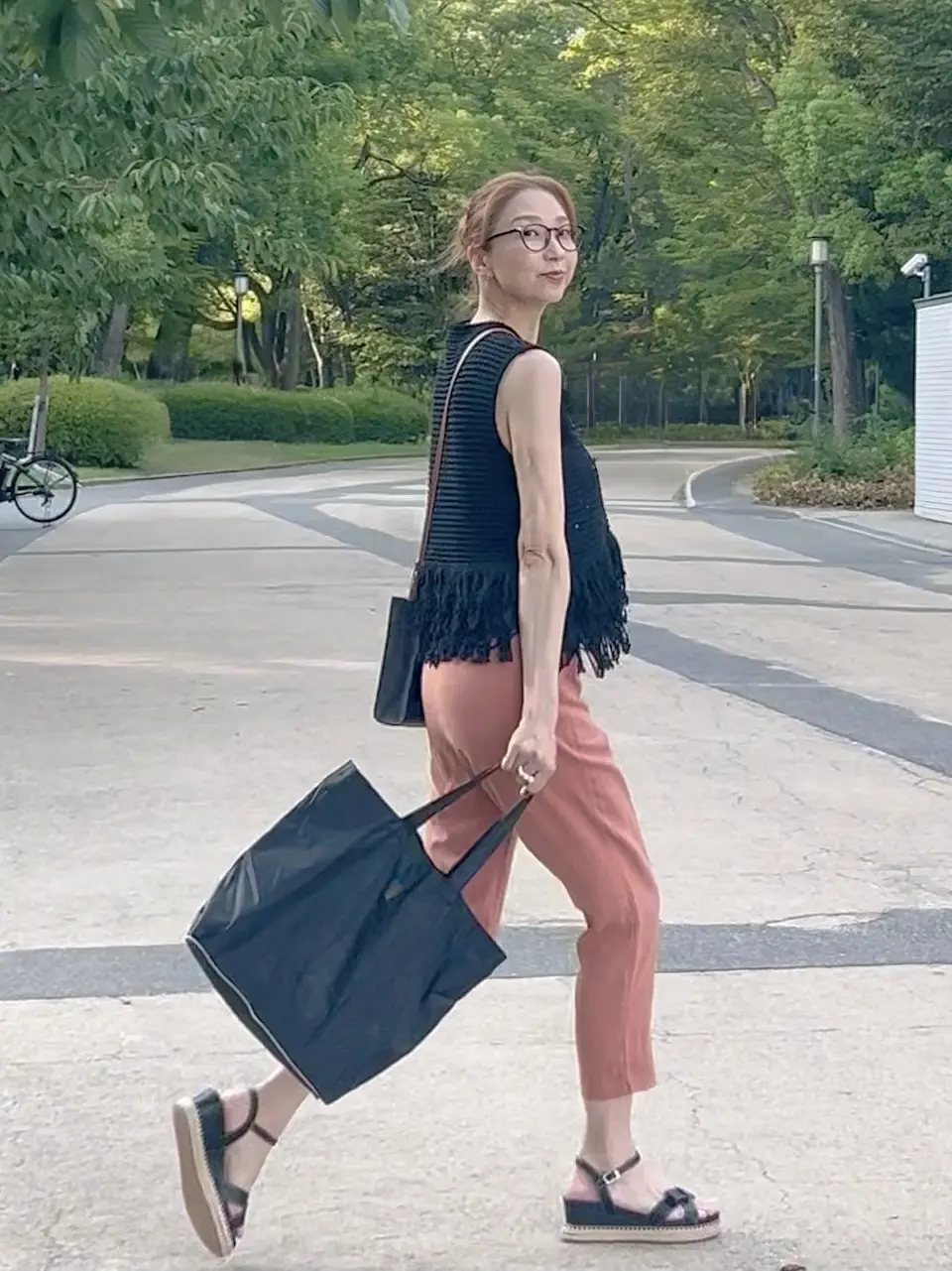 エクラ１０月号特別付録　アクアスキュータム×エクラの大人のポケッタブルトート　_1_5-1