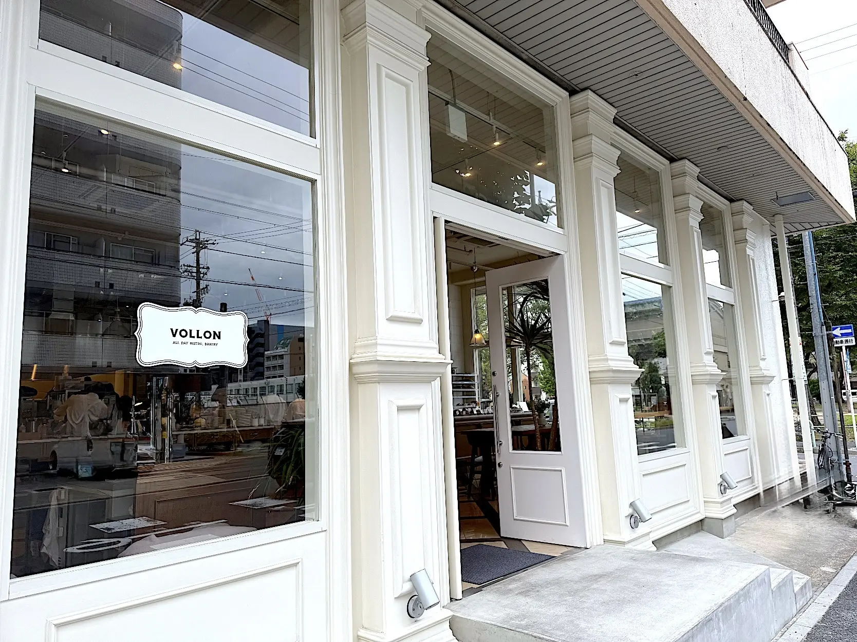大人気のeauとかnaの姉妹店。