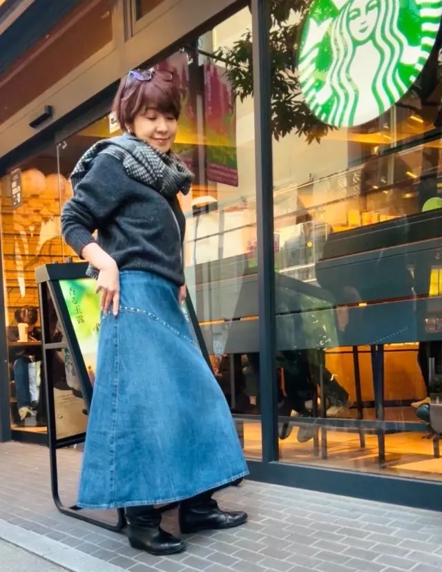 冬のマフラー、バンダナで顔周りの印象に差をつける大人の新春おしゃれコーデ_1_2