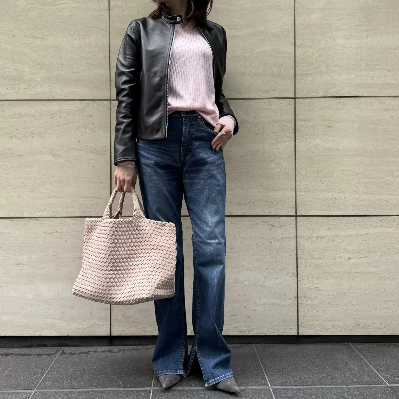 【50代 パンツ】脚長見え＆抜群のはき心地！「エクラ別注SURTストレッチデニム」骨格別おすすめ3コーデ_1_6