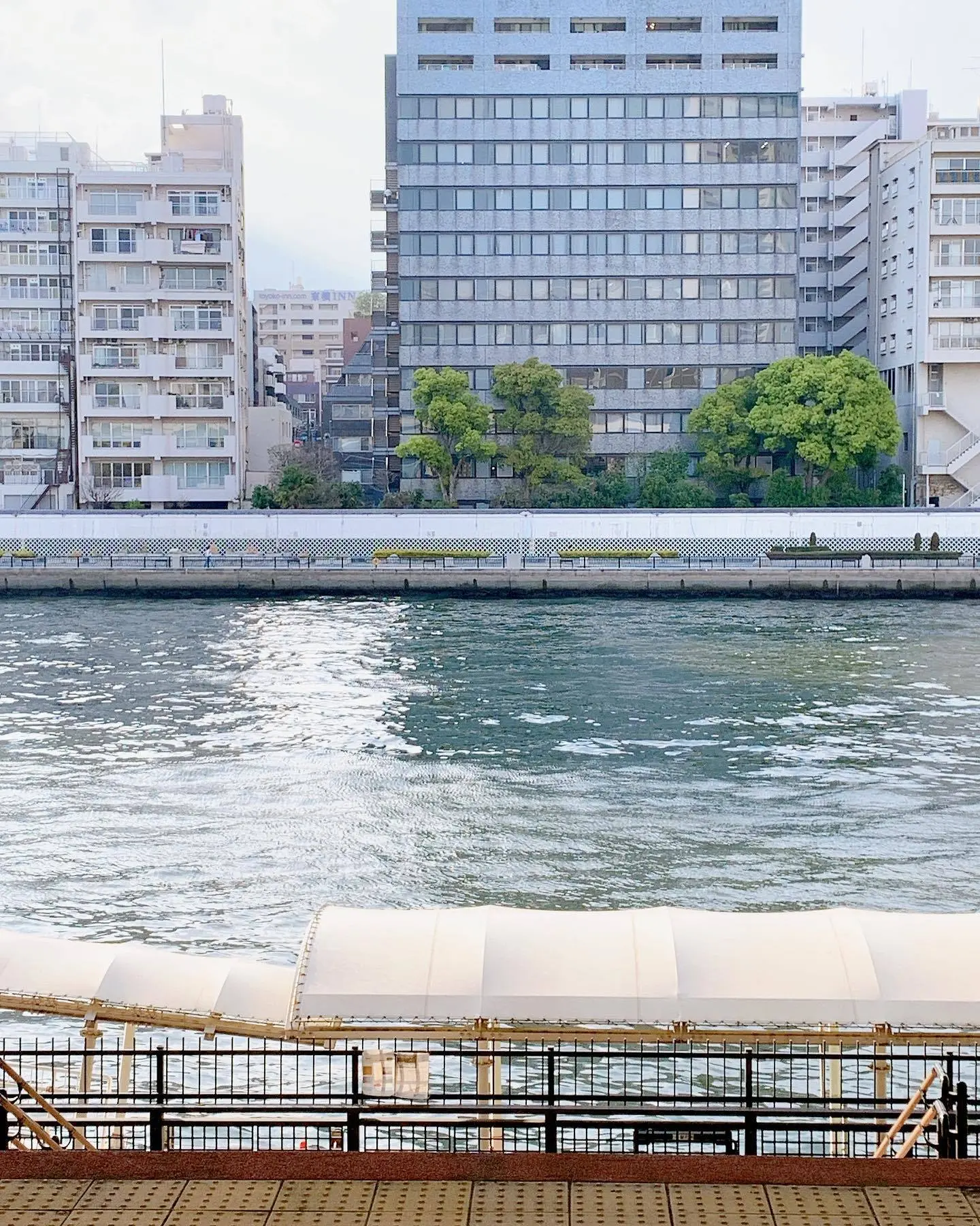 隅田川を眺めながらのんびりできるカフェへ。_1_6-1