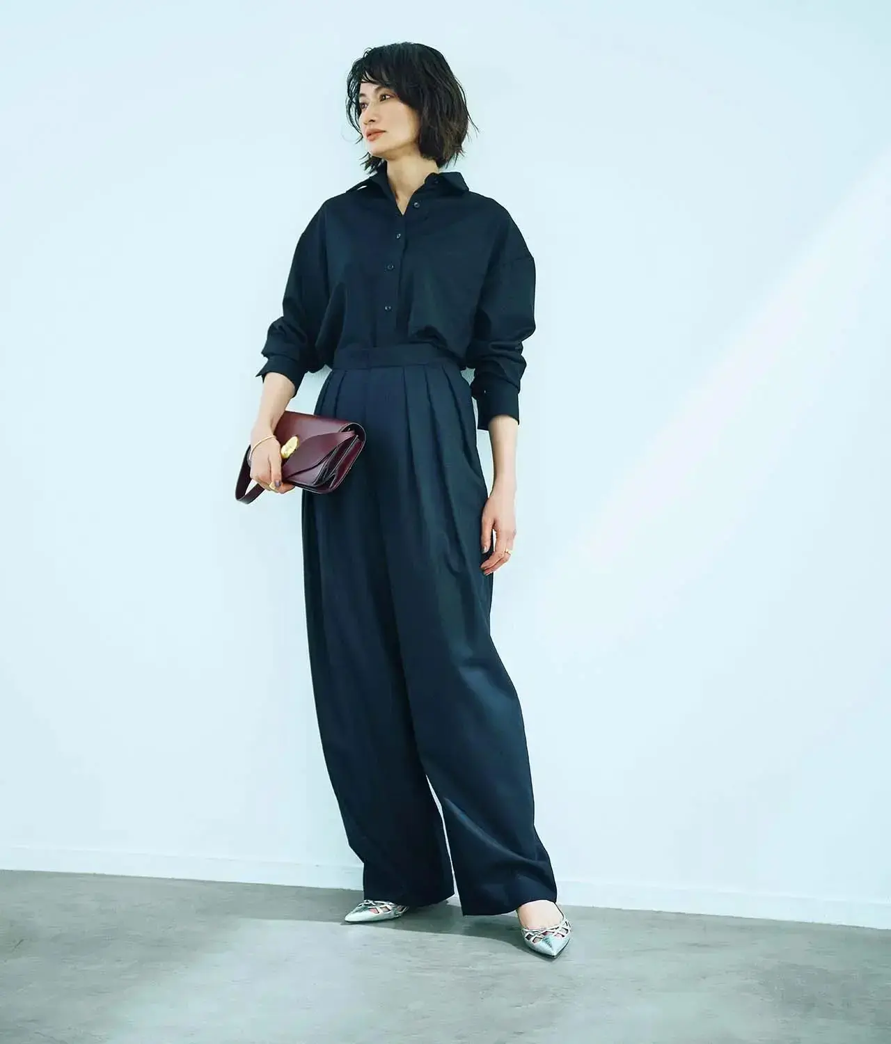 50代の体型をきれいに見せる「スタイル映え」パンツコーデ10選