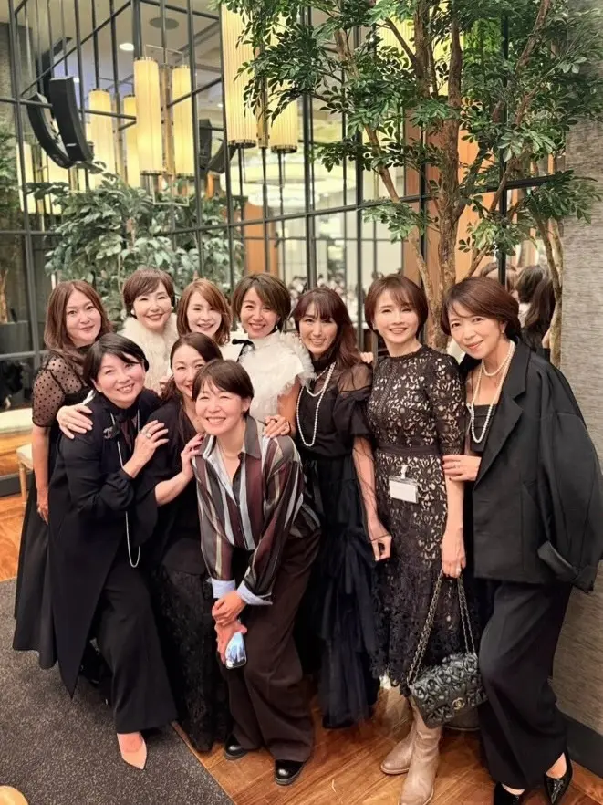 Jマダム集結！フェミニンな黒セットアップで華やぐソワレ・ドゥ・エクラ 2025  _1_21