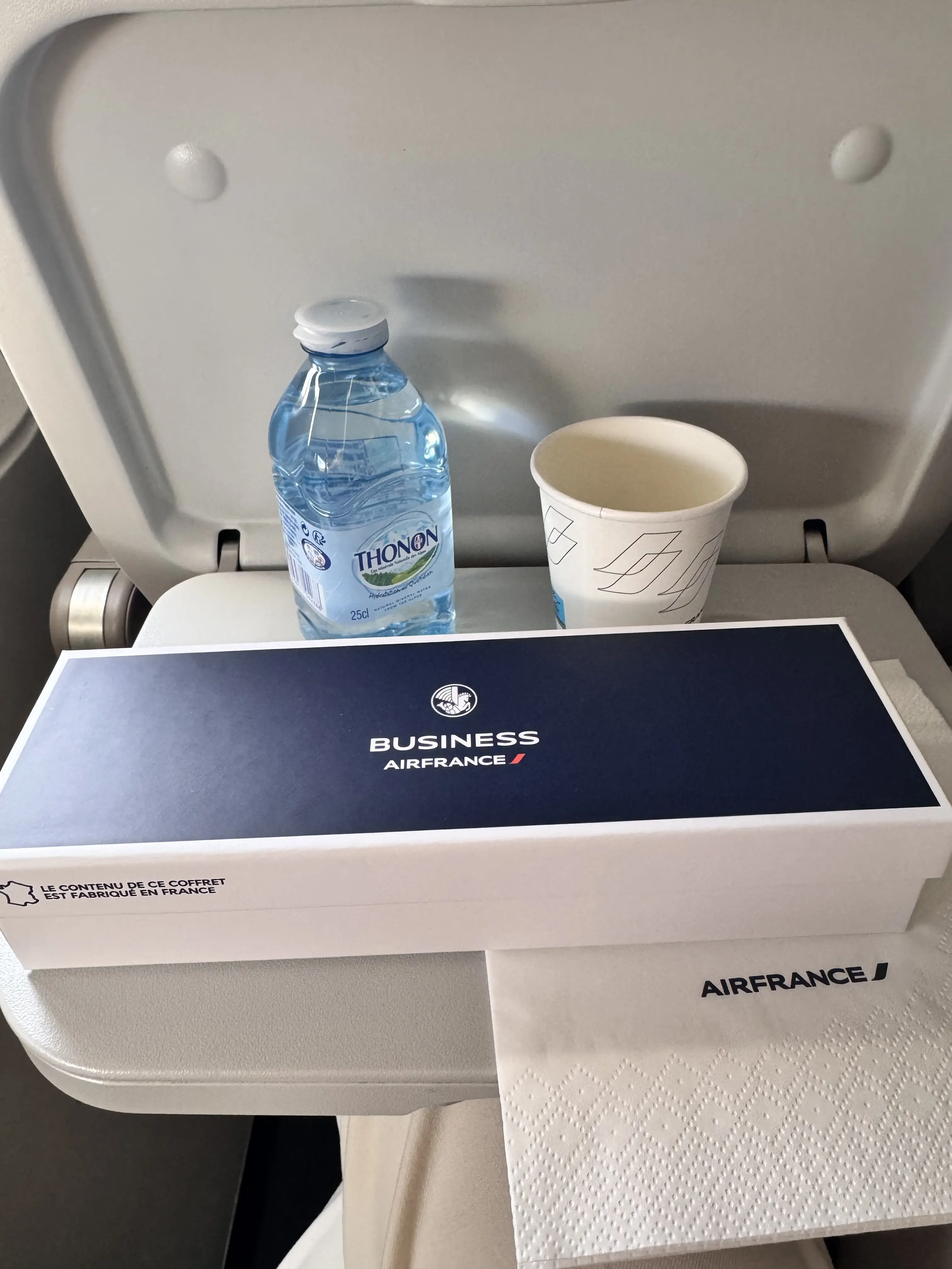 上品♡大人の冬旅機内コーデ_1_14-2