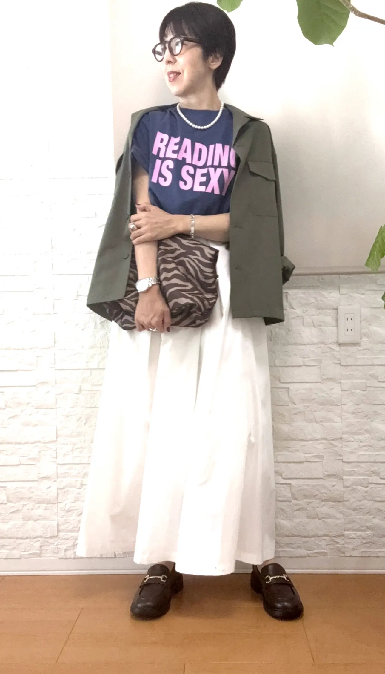 GUメンズシャツで甘辛ミックスコーデ_1_7