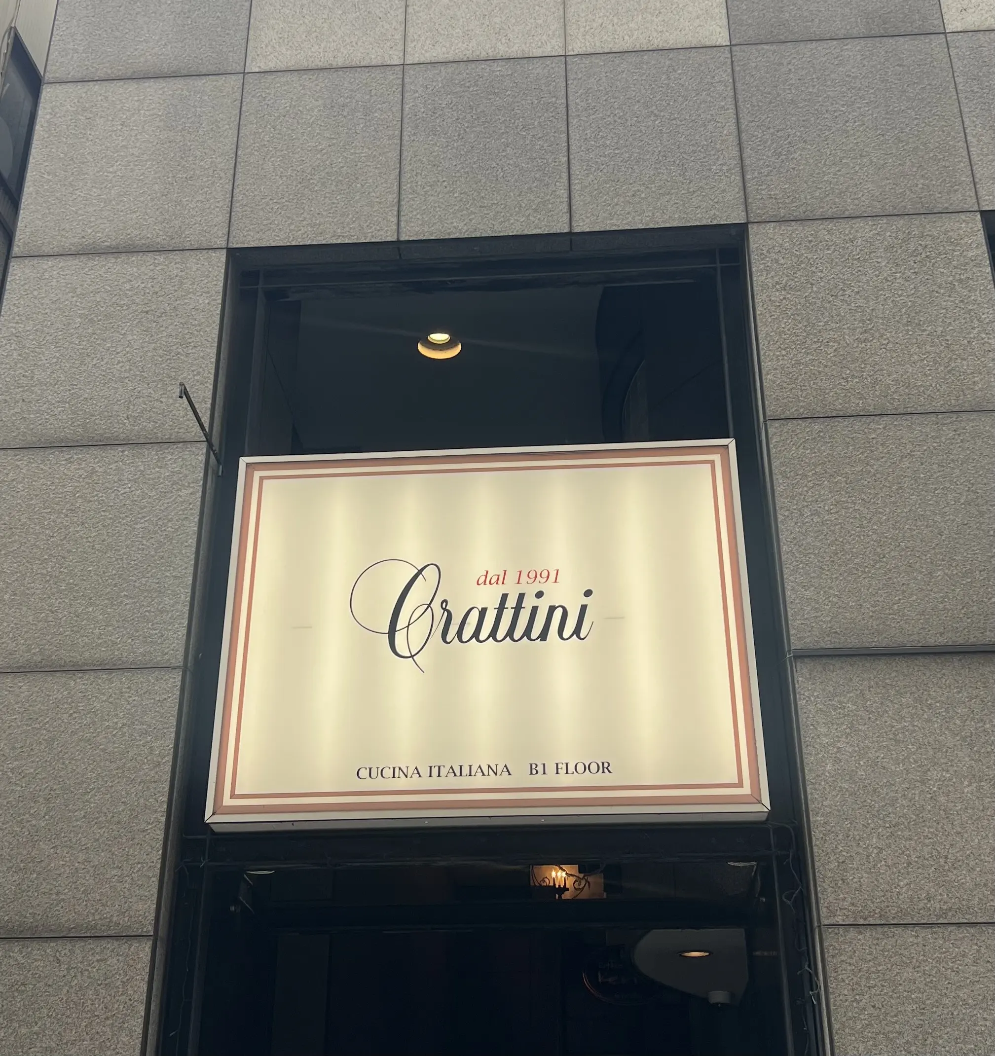 マンゴーカラーのワンピースを着てフルーツパスタを食べに行こう🧡_1_1