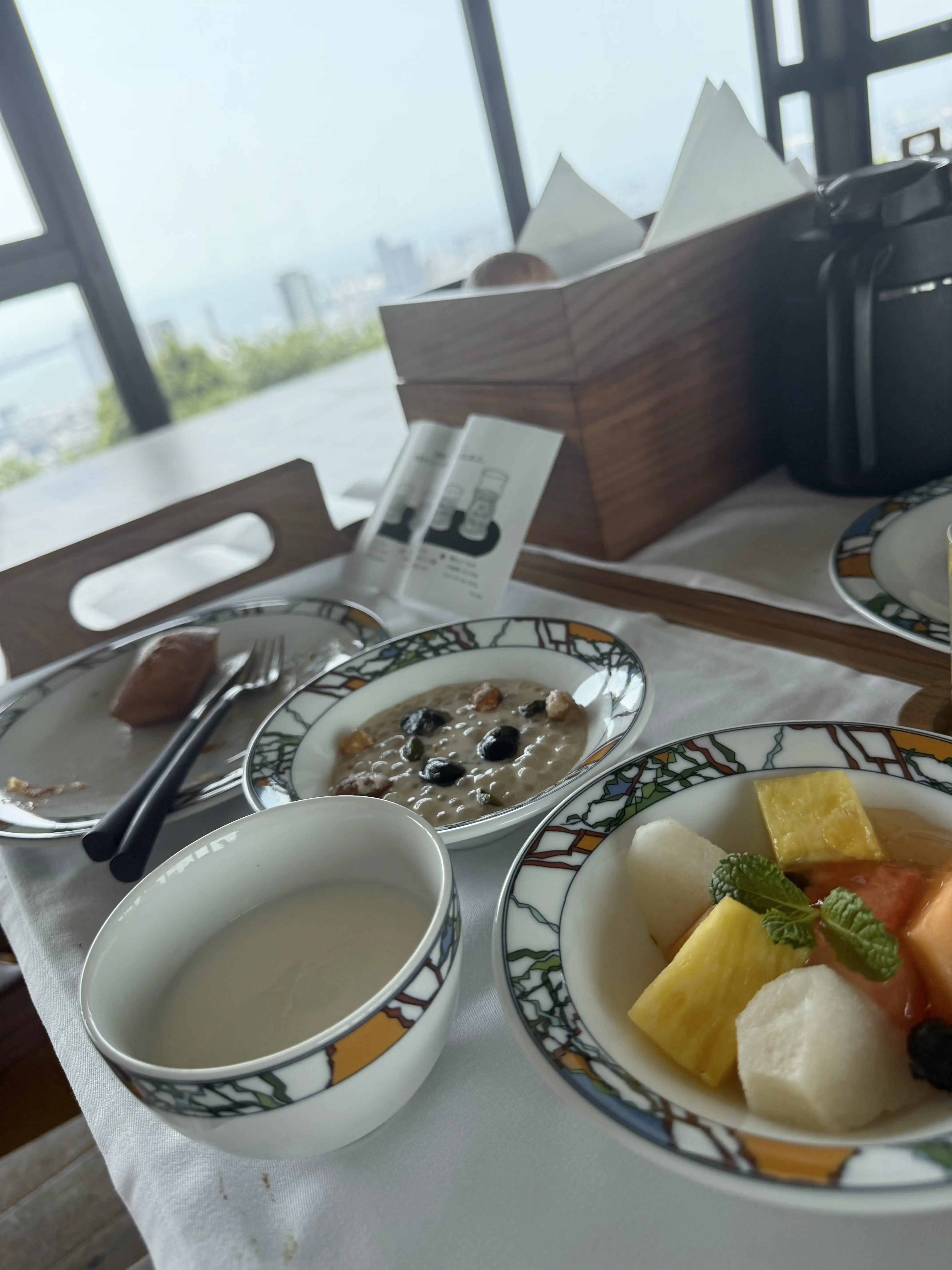 神戸北野テラス　世界一の朝食