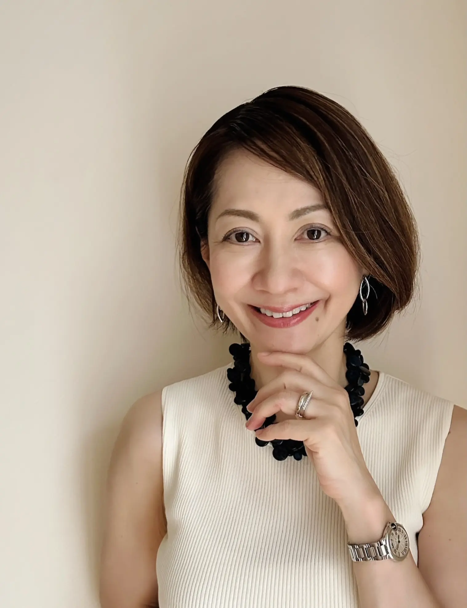 フレッドのサクセス リングを身につけたエクラ華組の岡部さん