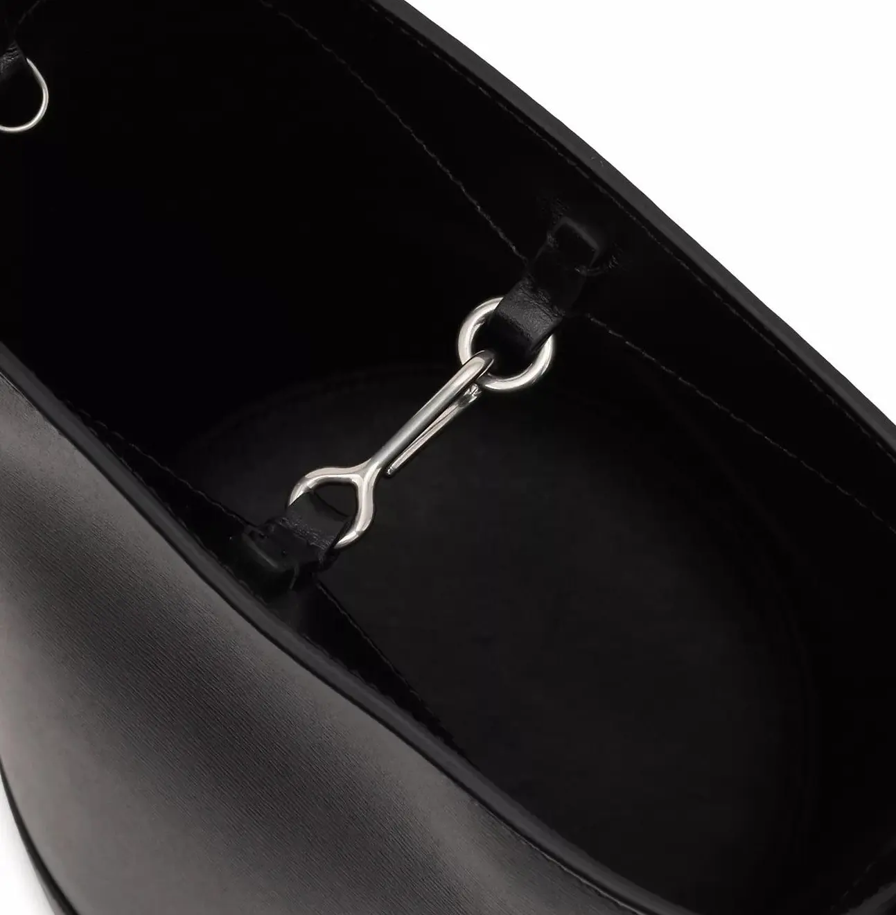 欲しいのは冬を彩るパワーアイテム！ 「JIL SANDER」の名品バッグ“CANNOLO”_1_7