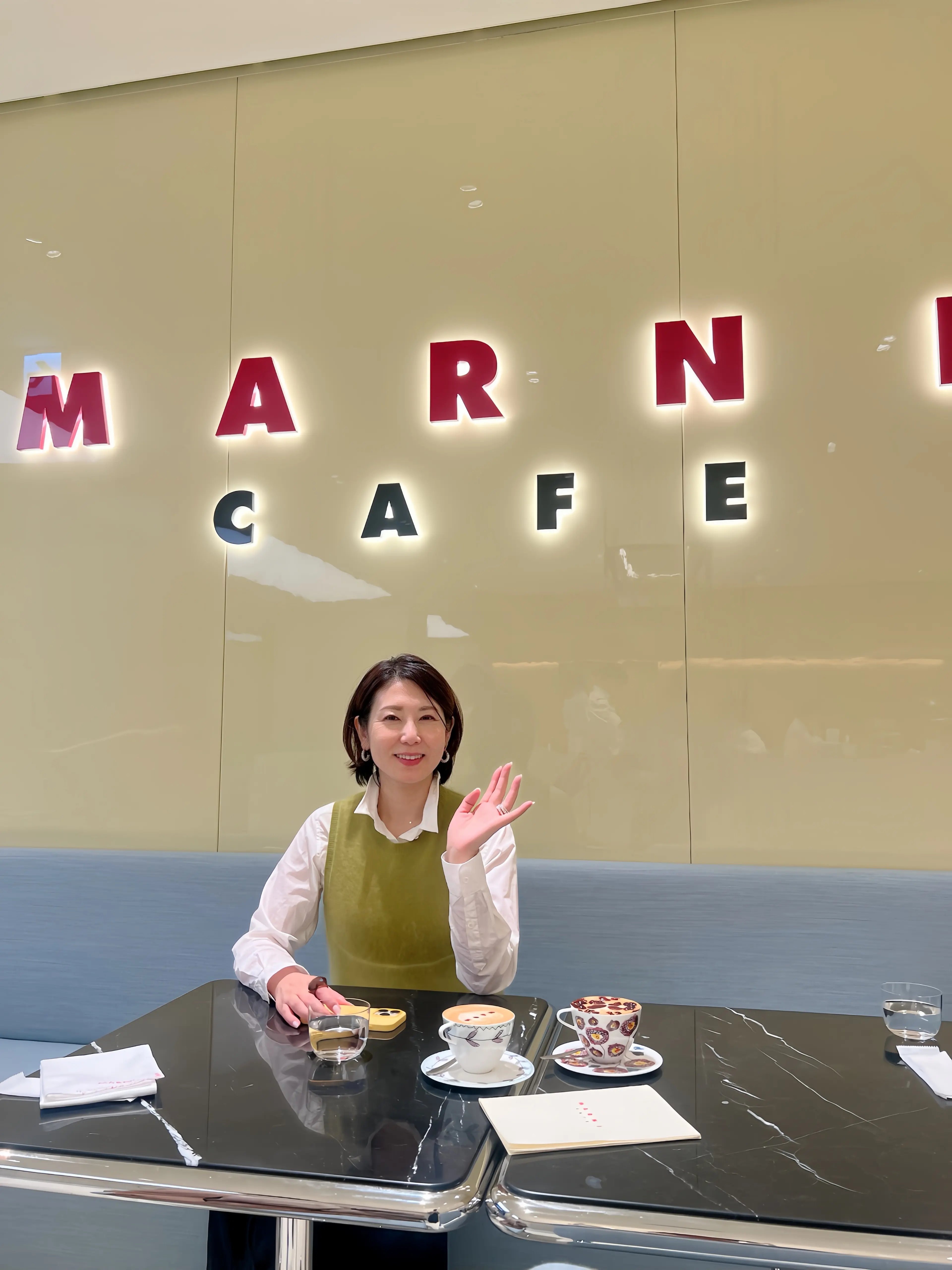 ランチコーデにキレイ色ベスト♡六本木のヘルシー薬膳鍋とマルニカフェ_1_9