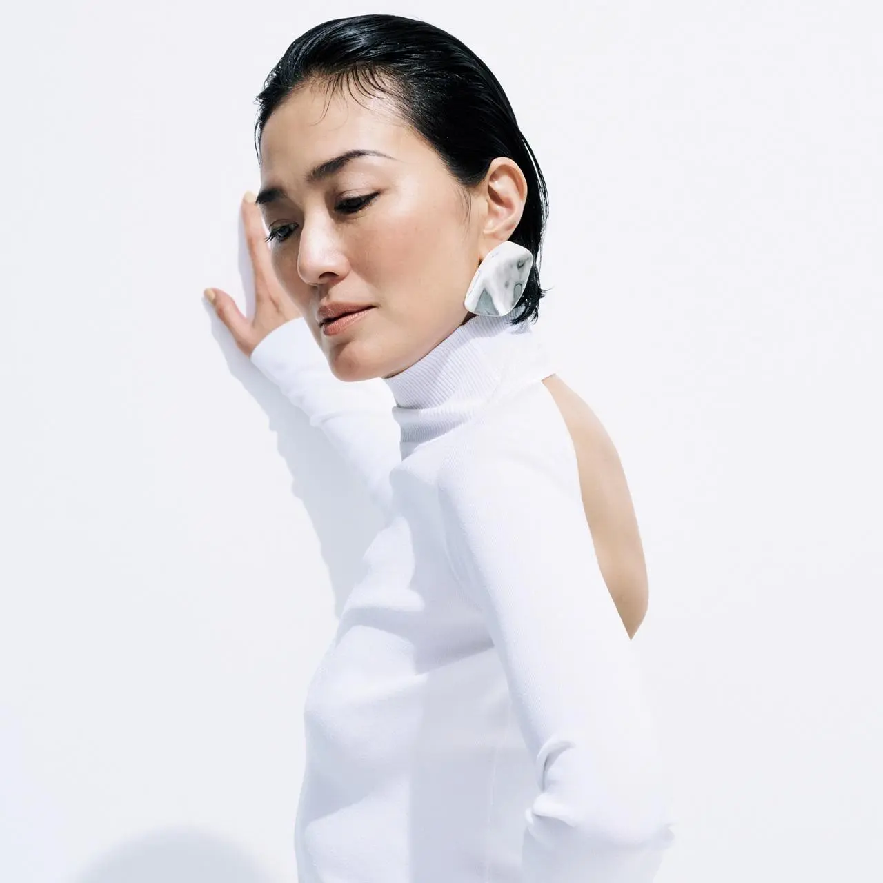 【板谷由夏×伊藤美佐季の「ドラマを生むジュエリー」】建築とジュエリーデザインの融合。注目ブランド「キンレイデン」