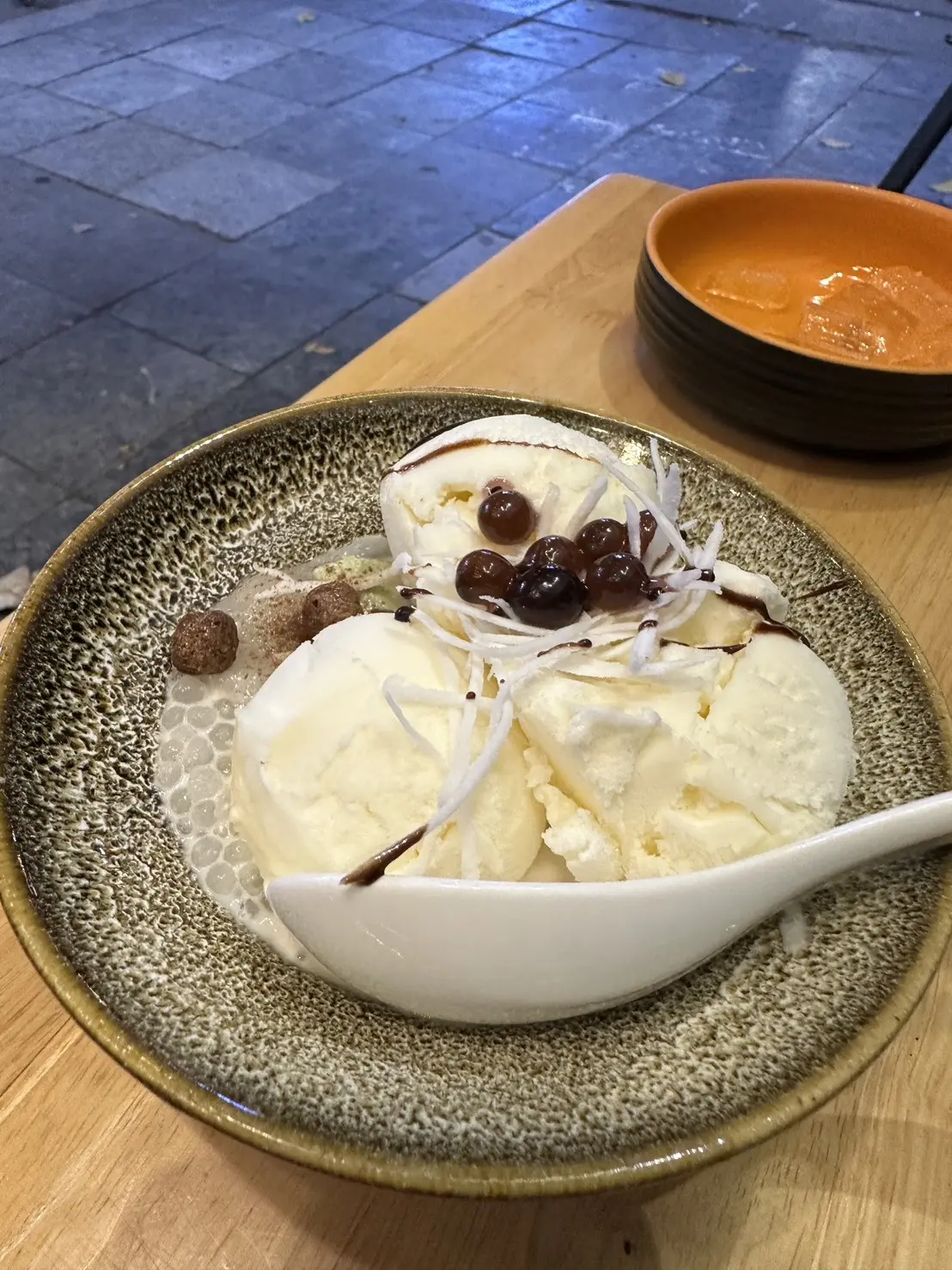 ベトナム　スイーツ　チェー　Little Bowl リトルボウル　トリップアドバイザー