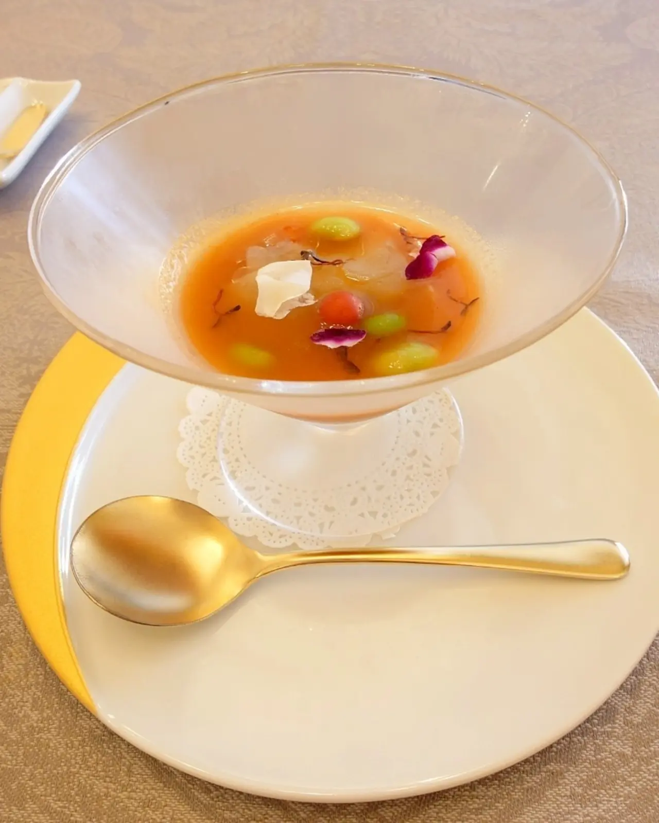 湖畔の洋館 かたくらシルクホテル