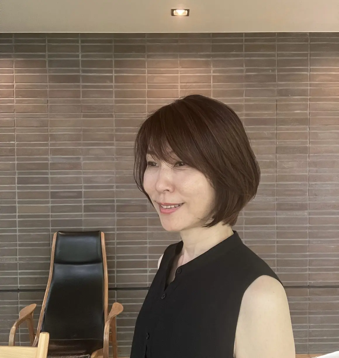 ショートボブ　ボブ　短すぎないショート　短すぎないショートボブ 50代ヘアスタイル　eclat  jマダム ブログ
