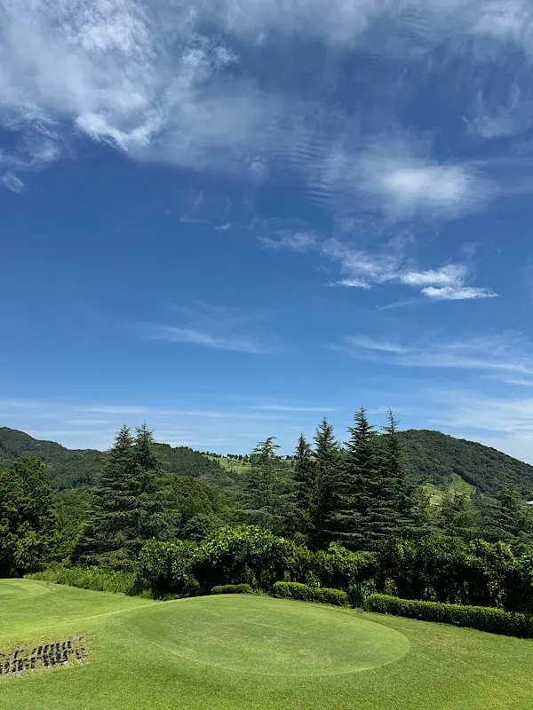 本当は見せたくない！！夏のゴルフ日差し対策_1_2