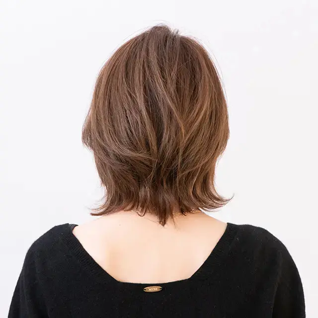 服装を選ばない!大人のくびれボブ