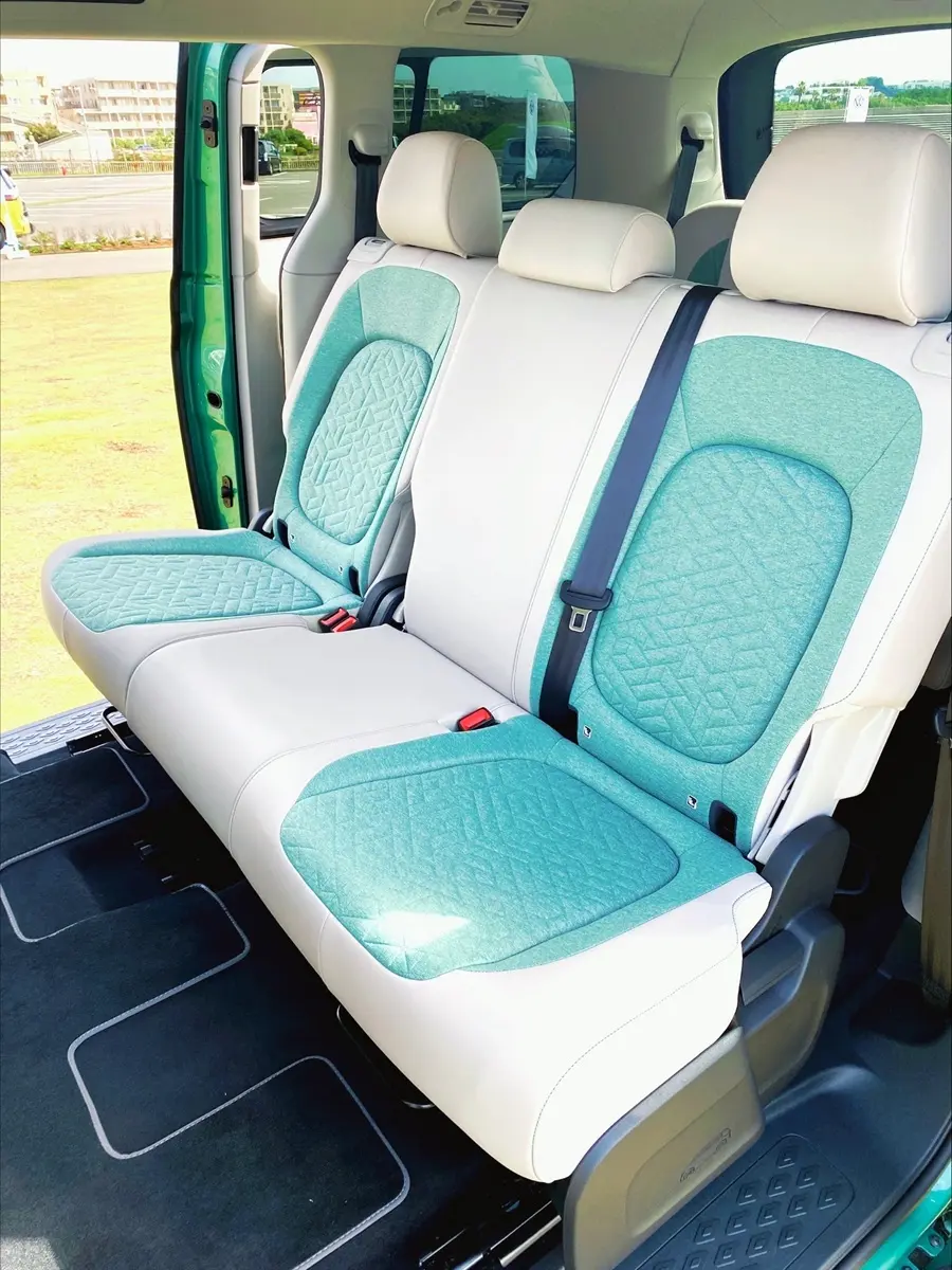 フォルクスワーゲン ID.Buzz 2列目シート