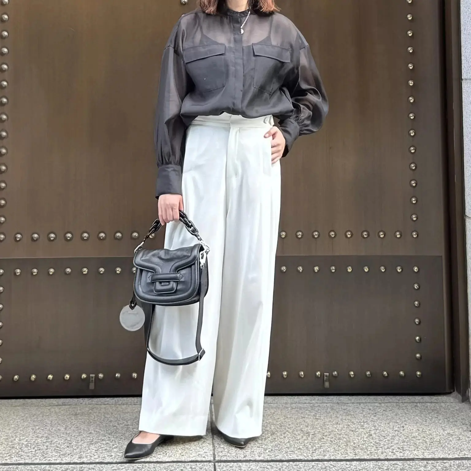 【50代パンツ】買えるのはエクラプレミアムだけ!究極のきれいめパンツでつくる品格コーデ10選_1_9