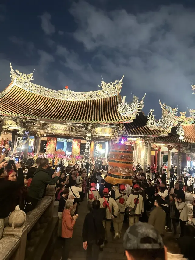 台北滞在記①　龍山寺で福を頂きました！_1_9