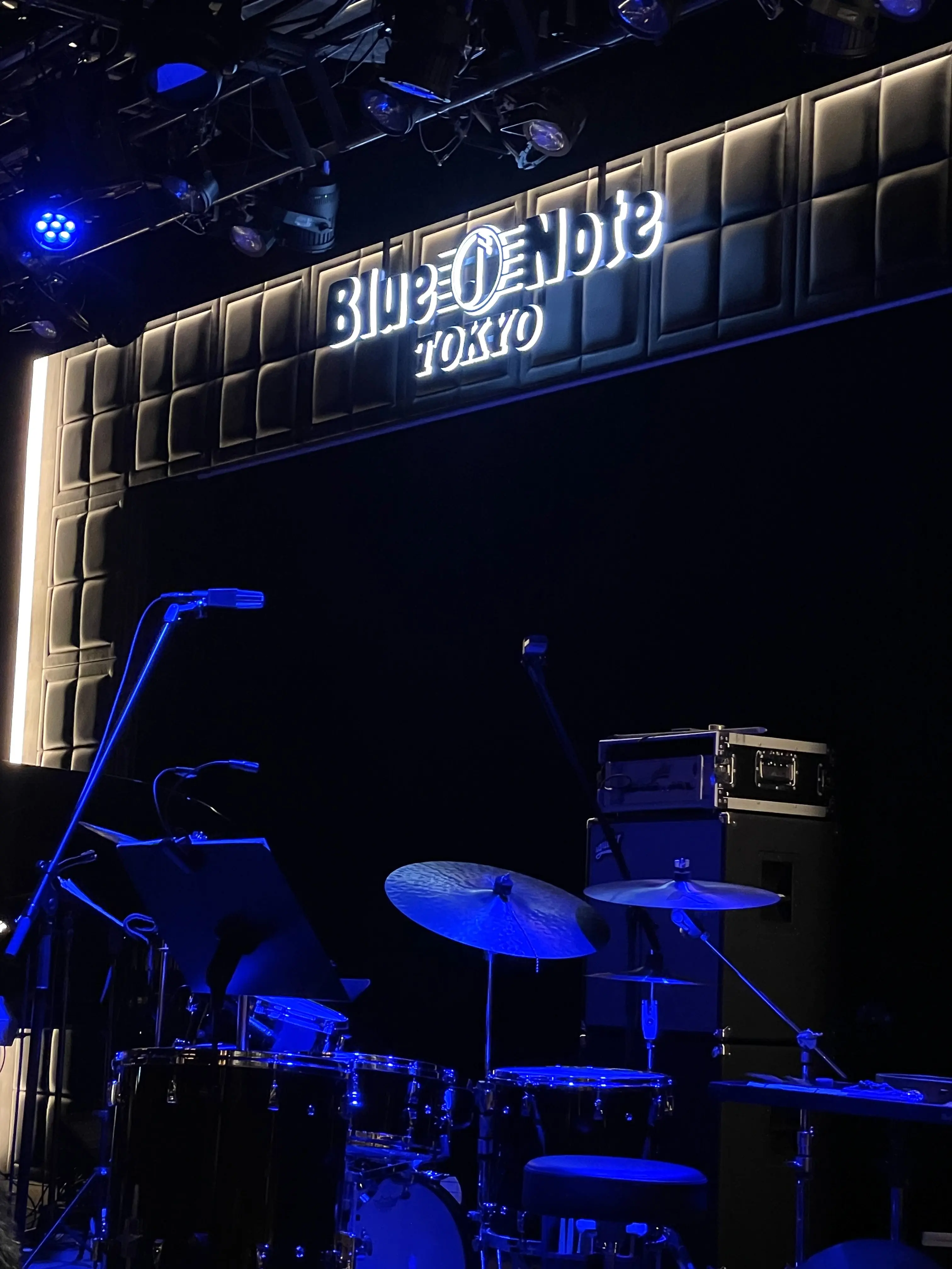 カーキ＆ブラックで青山デート_1_5