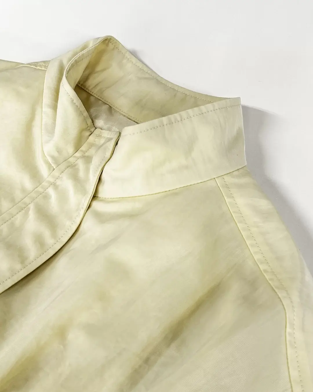 一枚あると心強い。ロングシーズン使える「撥水スタンドカラーブルゾン」【E by eclat・50代ファッション】_1_2