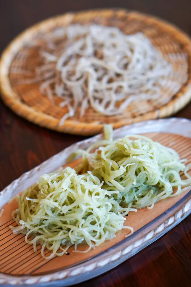 【蓼科・八ヶ岳】行列のできるお蕎麦屋さん&amp;緑に包まれて癒しのフルーツティー🫖_1_5