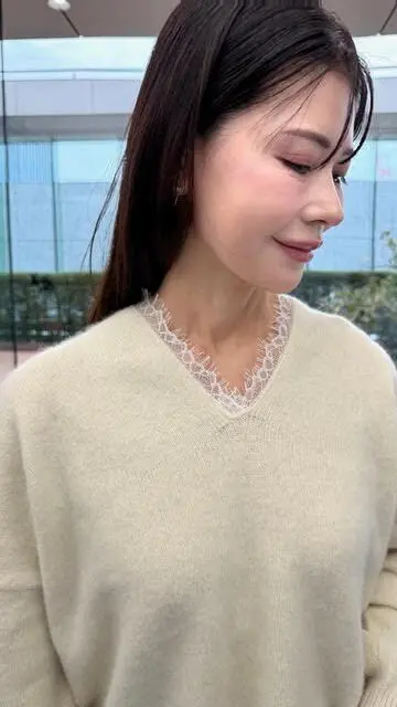 Room no.8 for E by eclat   ヘアリーレースVネックニット