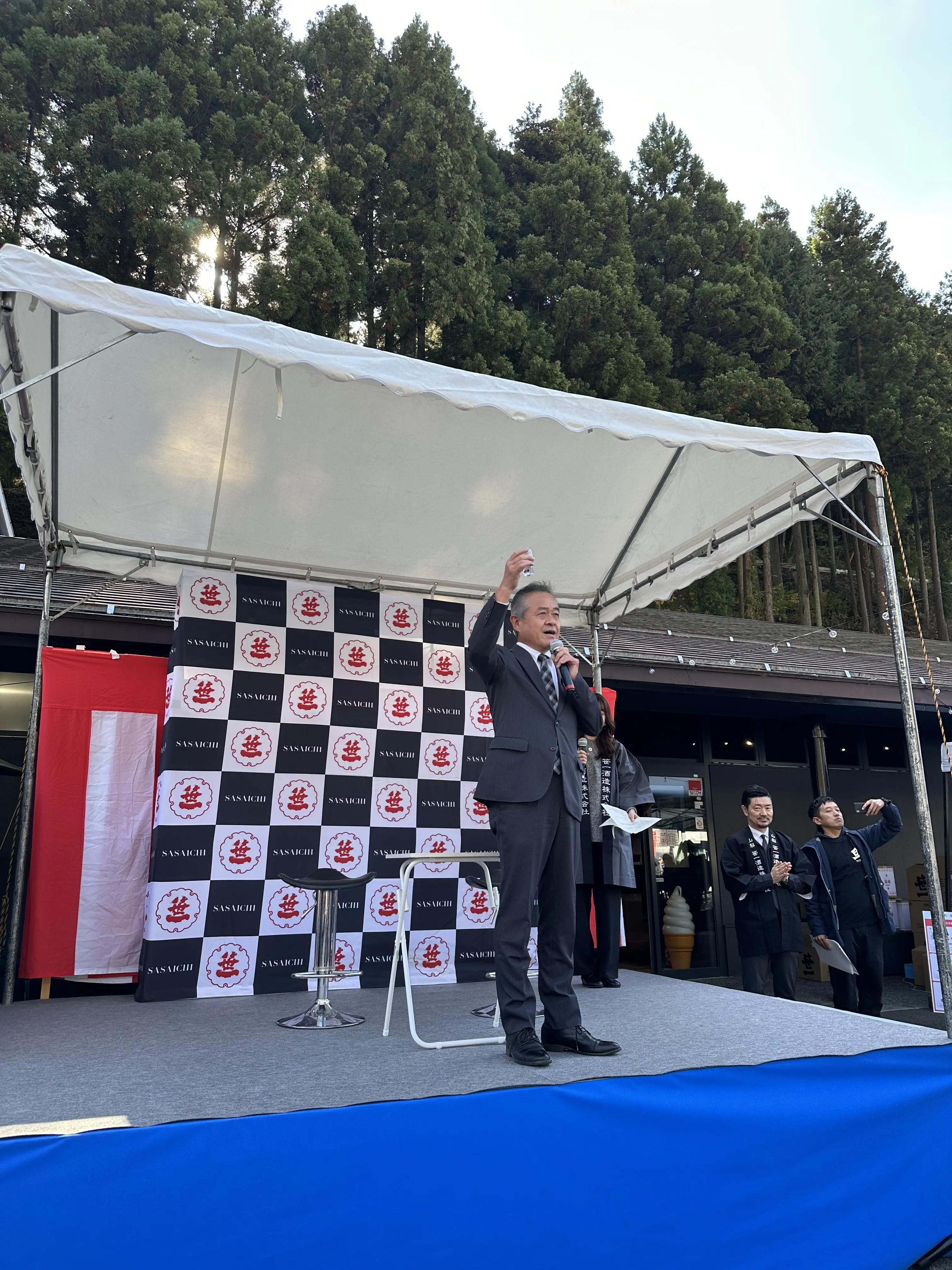 全日空のファーストクラスで提供される日本酒の新酒祭りへ_1_12