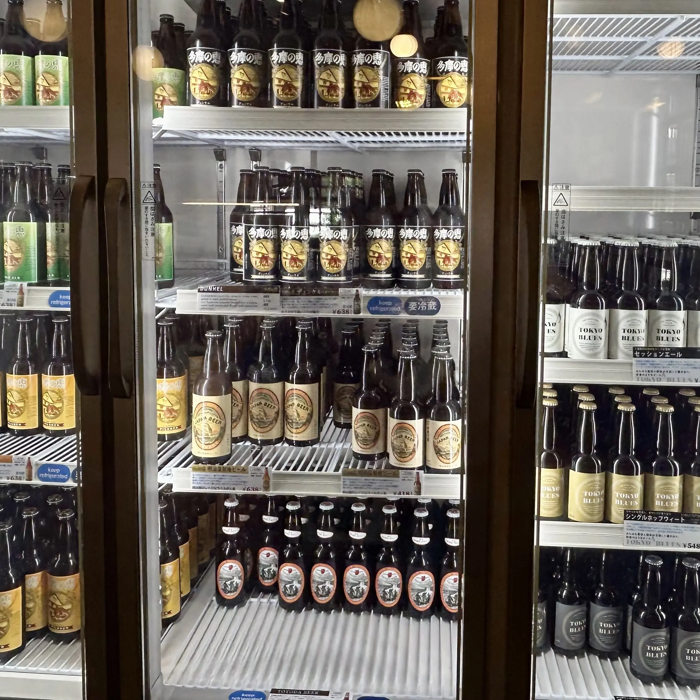 酒蔵のショップの日本酒やビール