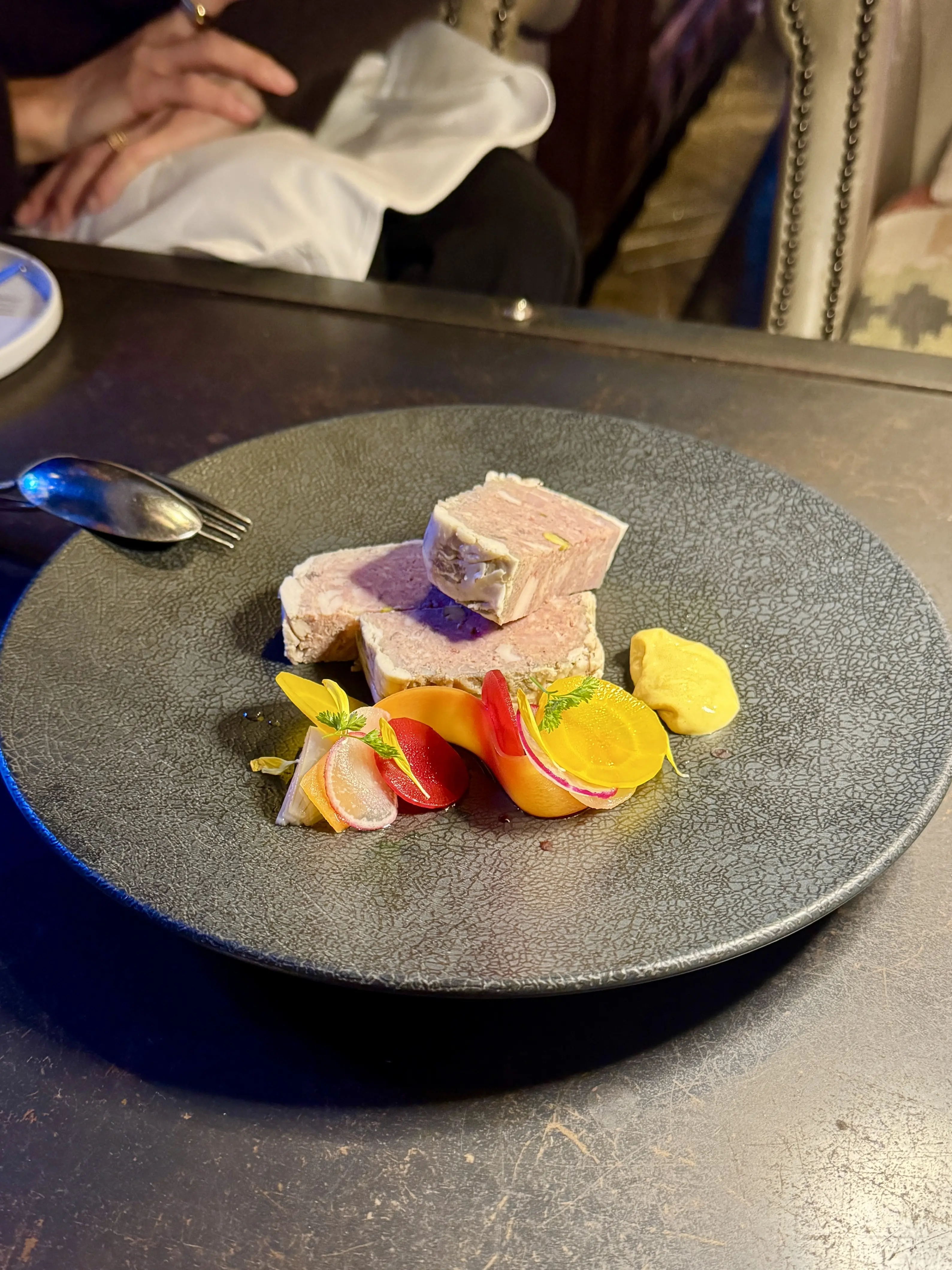 お気に入りのスカートで銀座へ。「L’atelier de’ oto」で過ごす女子会ディナー_1_6