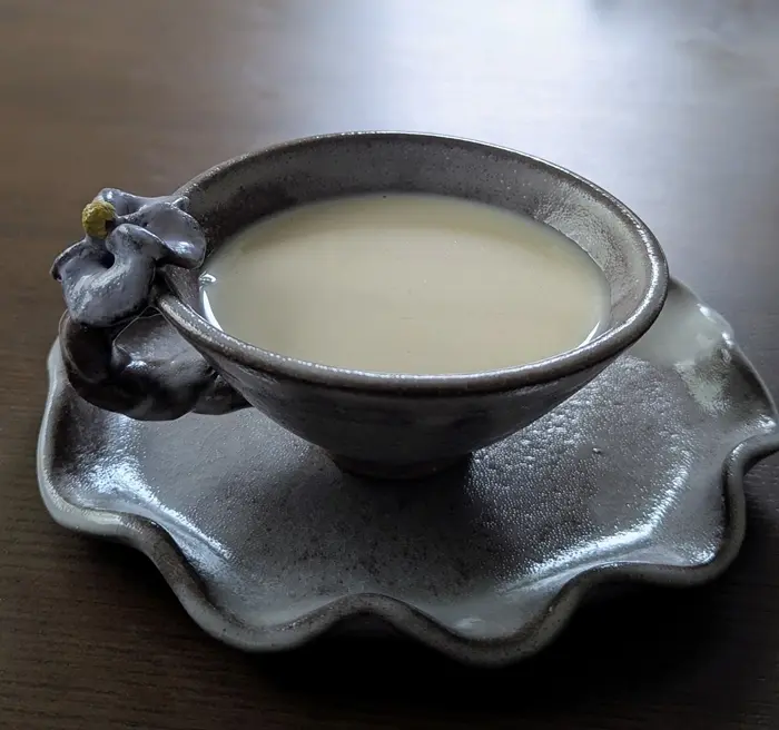 おうちで味わうカフェメニュー「アップルシナモンラテ」(季節限定)