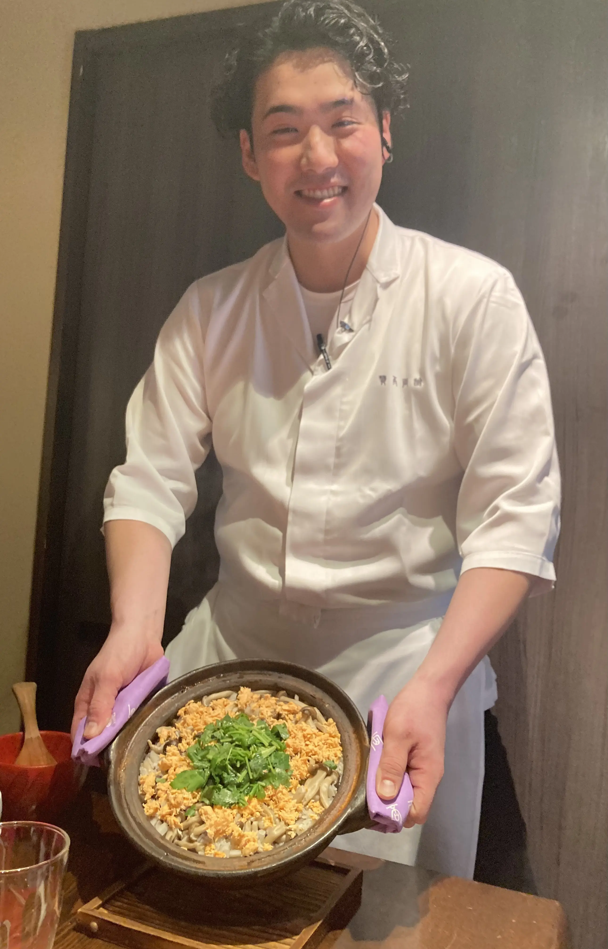 ご飯はお鍋で提供