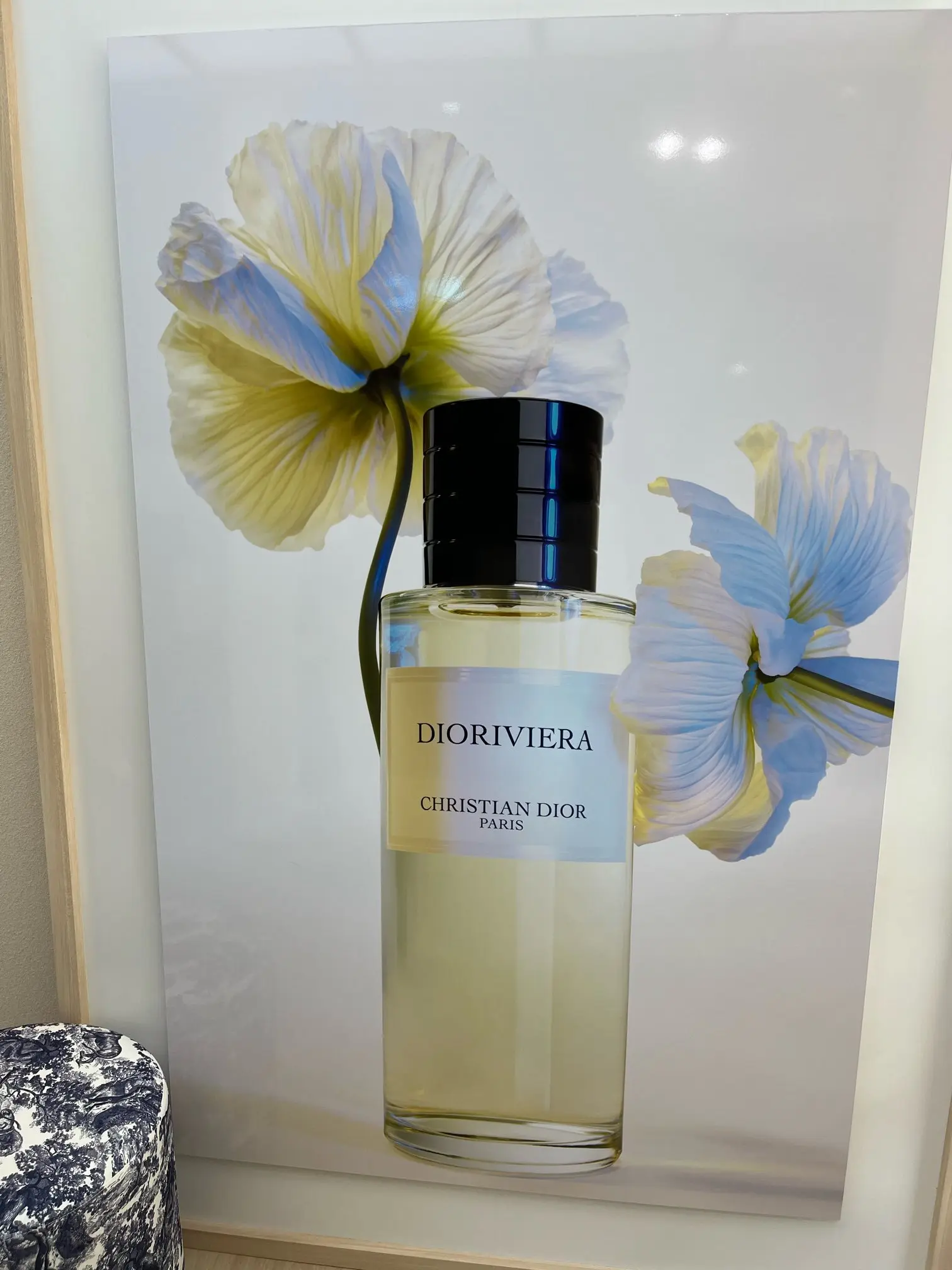 イベント】Dior新作香水「DIORIVERA」発売限定イベントはバカンス一色