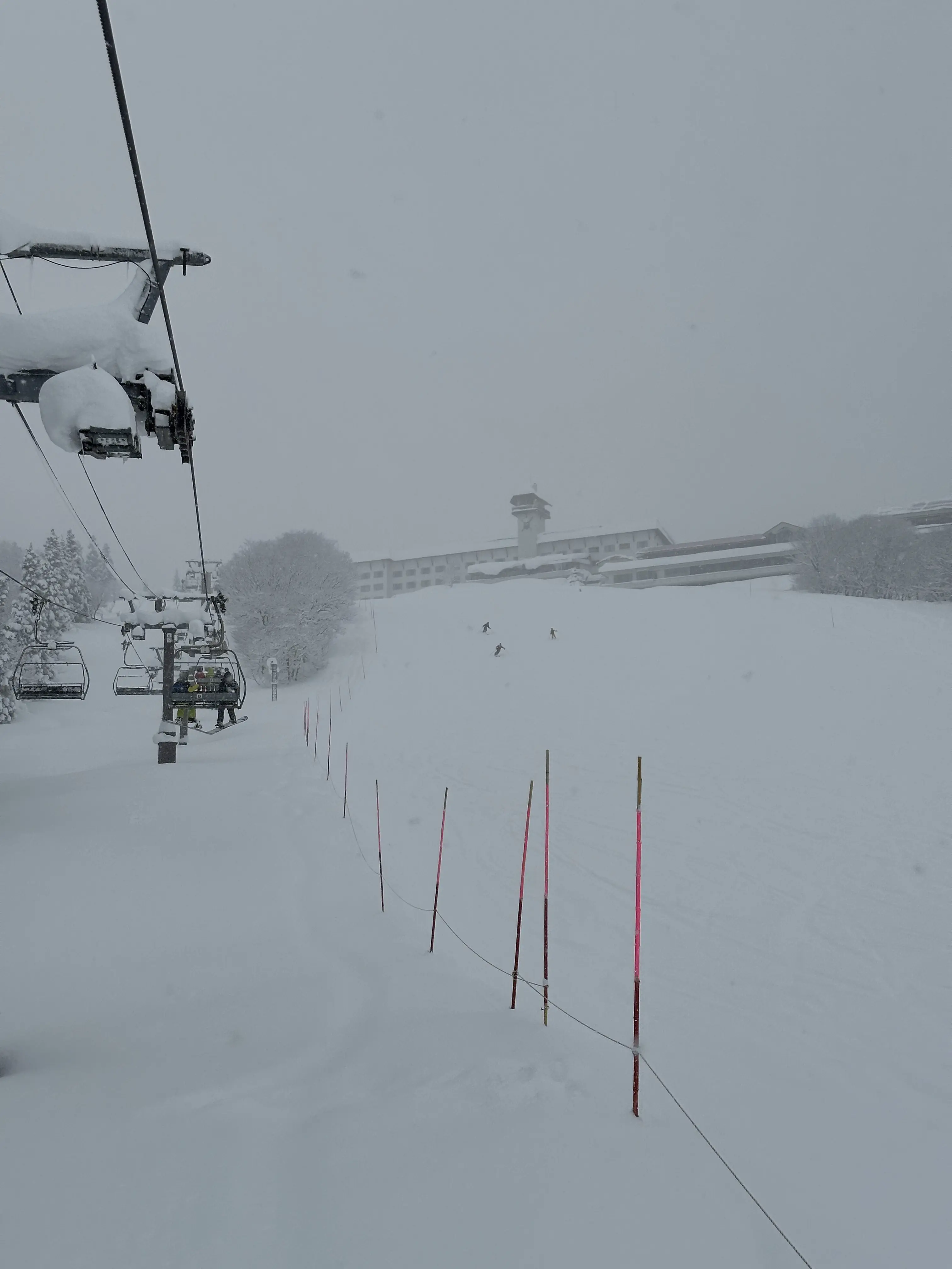 大雪でも楽しいスキー旅行@赤倉観光ホテルリゾート_1_1