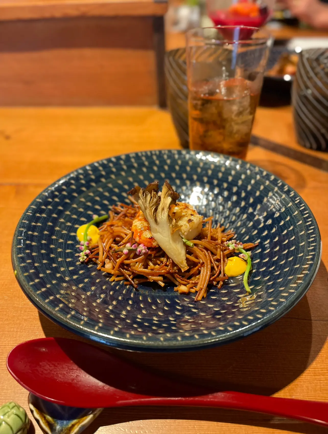 GUシャツをインしたネイビーコーデで鎌倉の古民家スパニッシュレストランへ_1_9