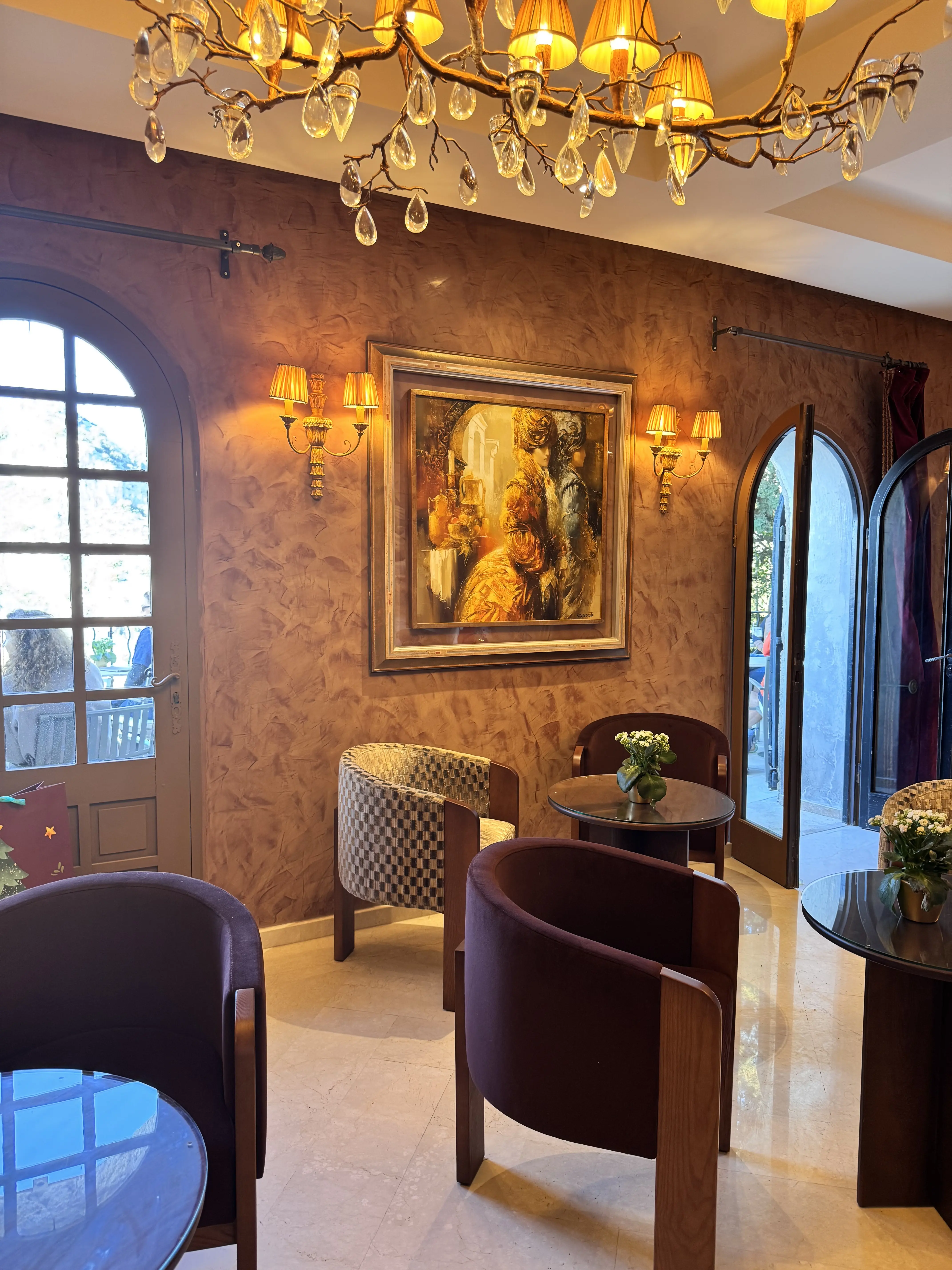 動きやすさと上品さを叶える旅先ランチコーデ🇫🇷話題のフランスエズ村へ_1_10