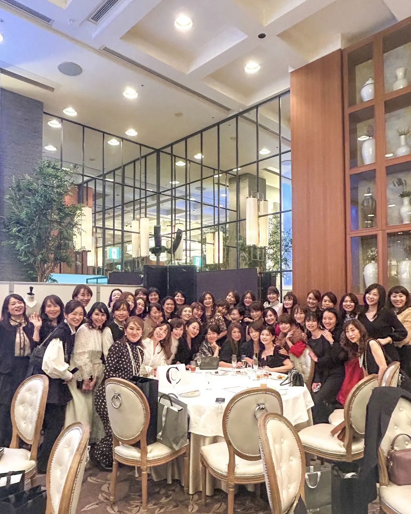 スパンコールのブラックコーデで【ソワレ・ドゥ・エクラ】へ♪_1_19