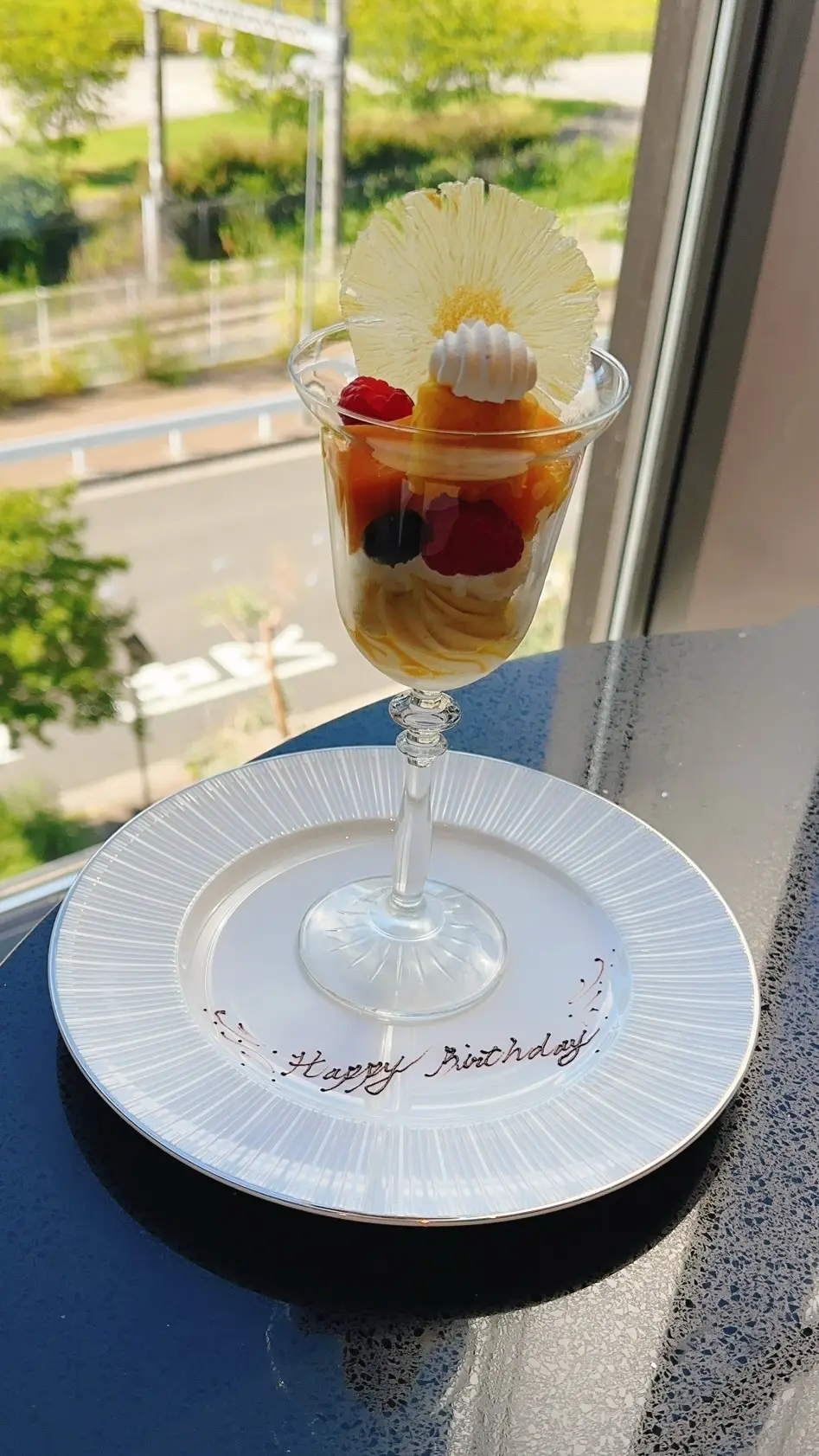 ヒルトン横浜アフタヌーンティーマンゴーパフェ